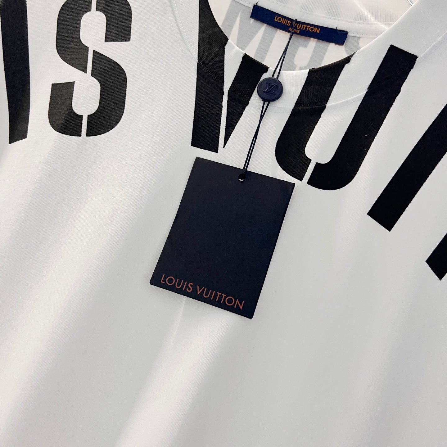 LuxluxHouse Best Quality Clothes T-shirt Louis Vuitton