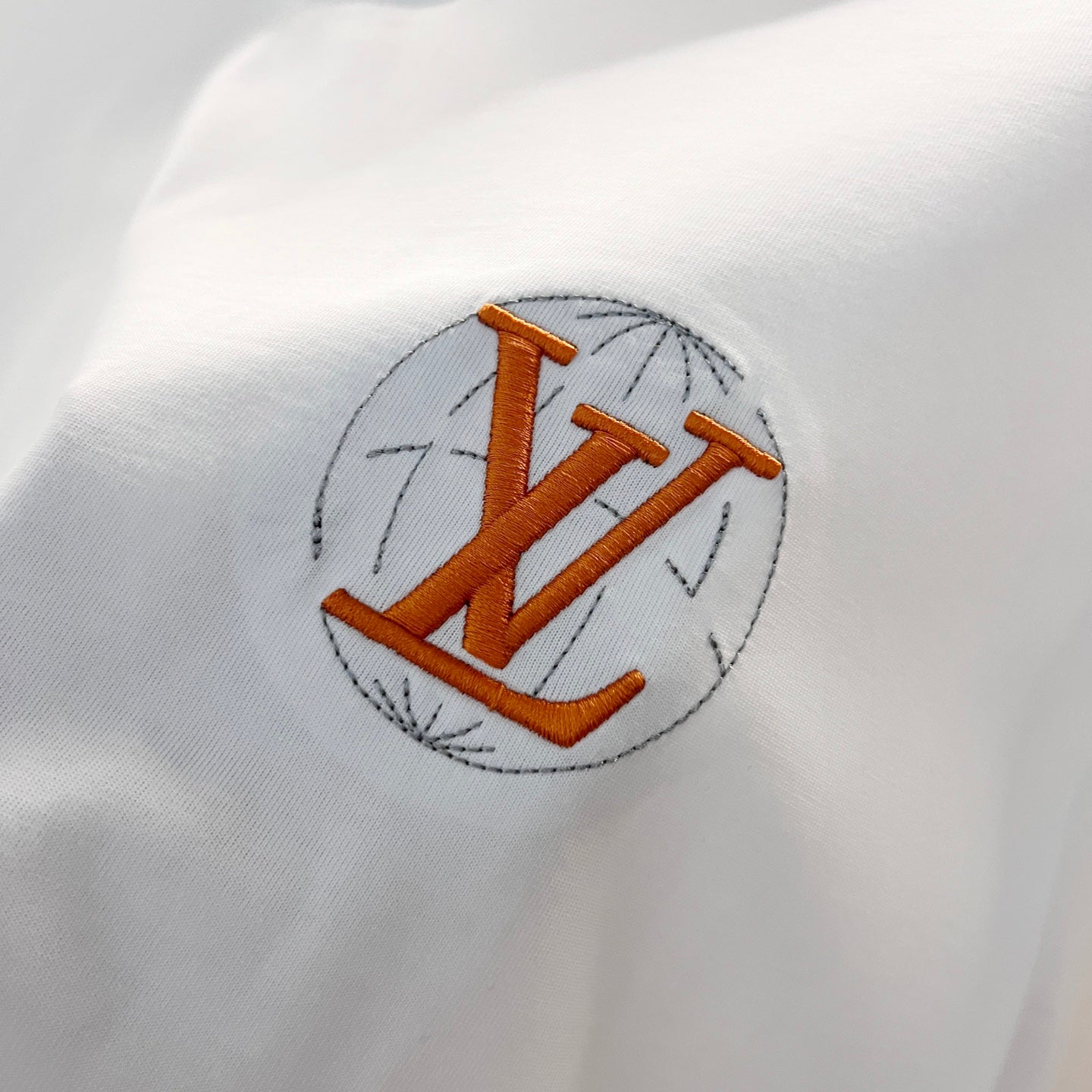 LuxluxHouse Best Quality Clothes T-shirt Louis Vuitton
