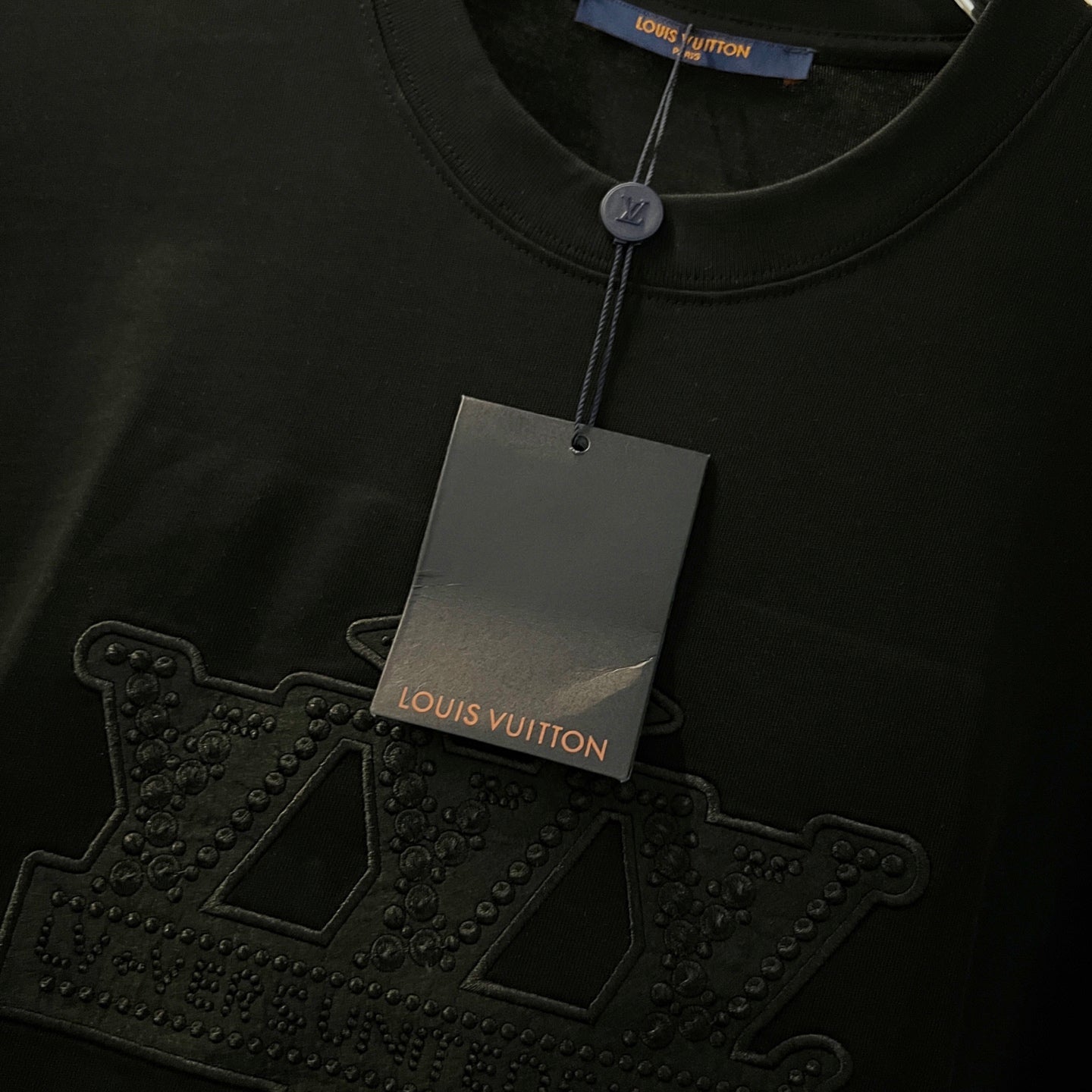 LuxluxHouse Best Quality Clothes T-shirt Louis Vuitton