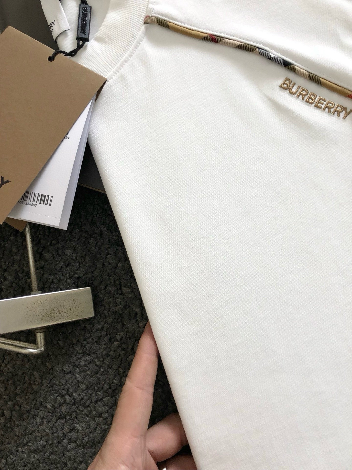 LuxluxHouse Best Quality Clothes Burberry T-shirt