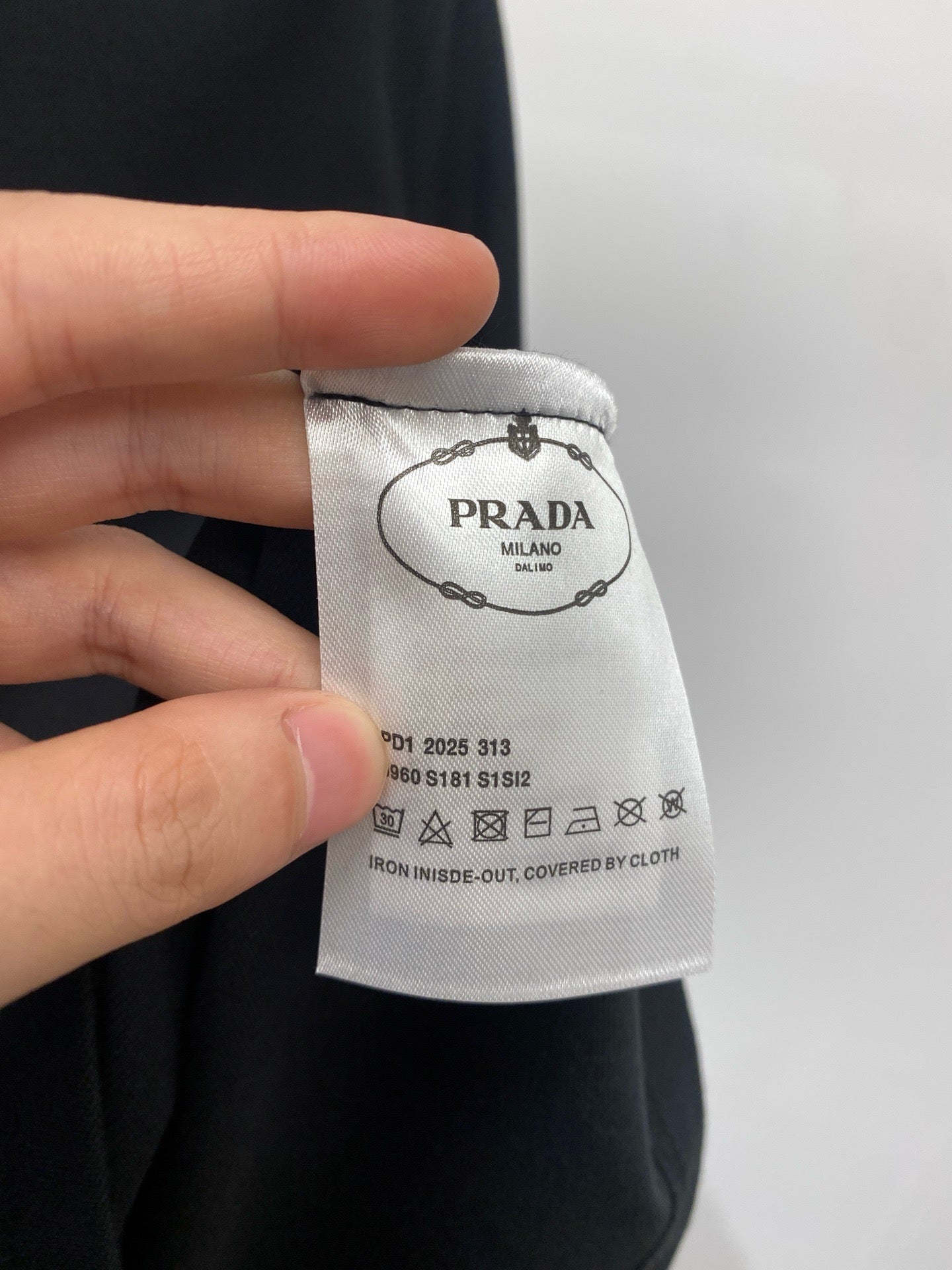 LuxluxHouse Best Quality Clothes Shirts&Polo Prada