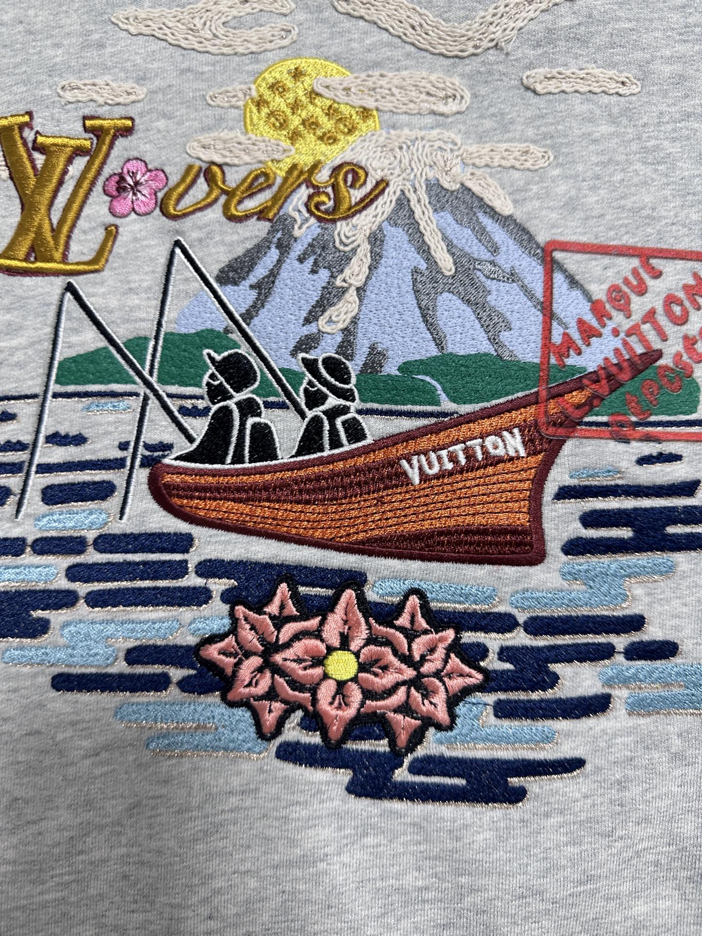 LuxluxHouse Best Quality Clothes Hoodie & Sweater Louis Vuitton