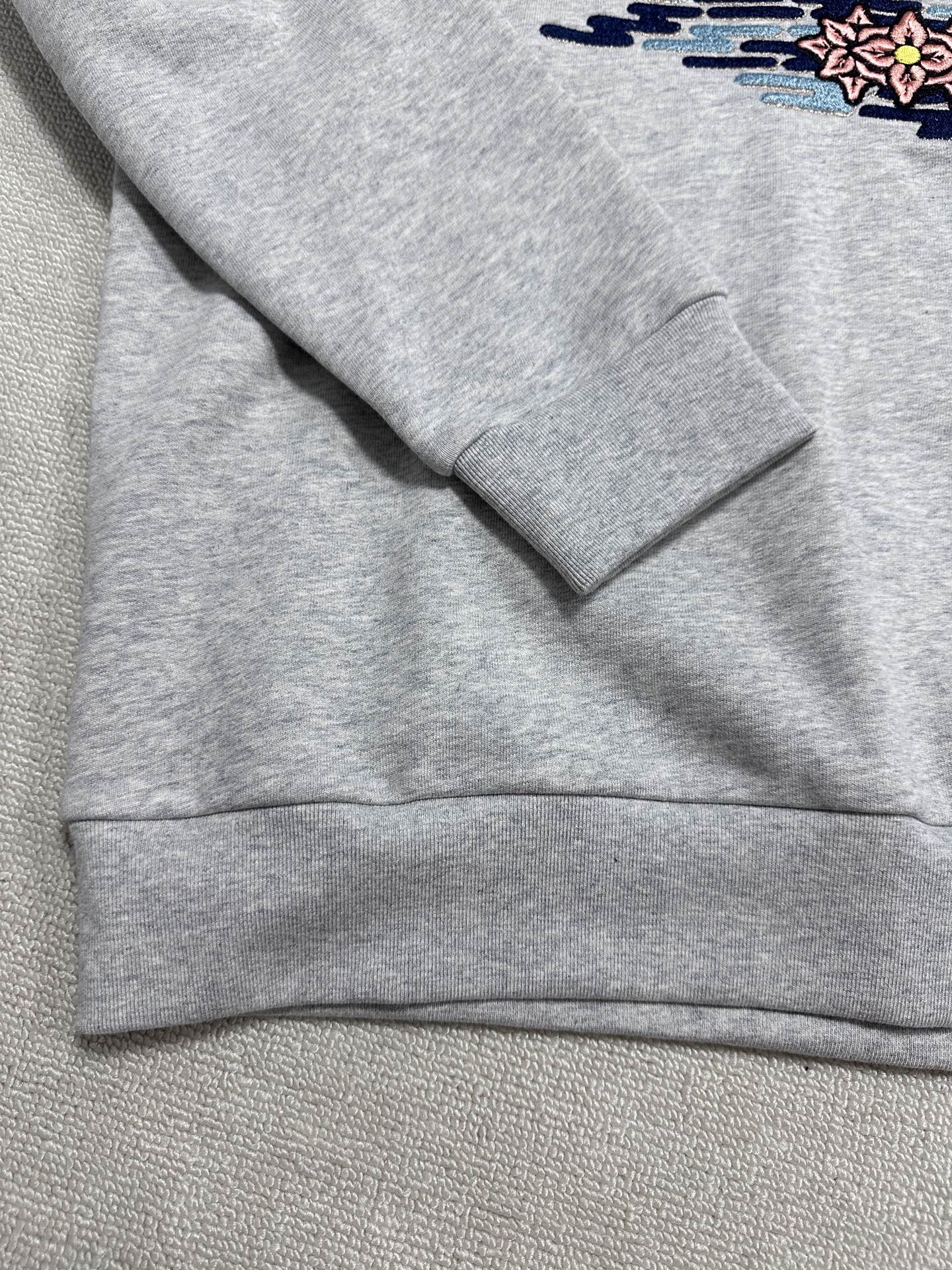LuxluxHouse Best Quality Clothes Hoodie & Sweater Louis Vuitton