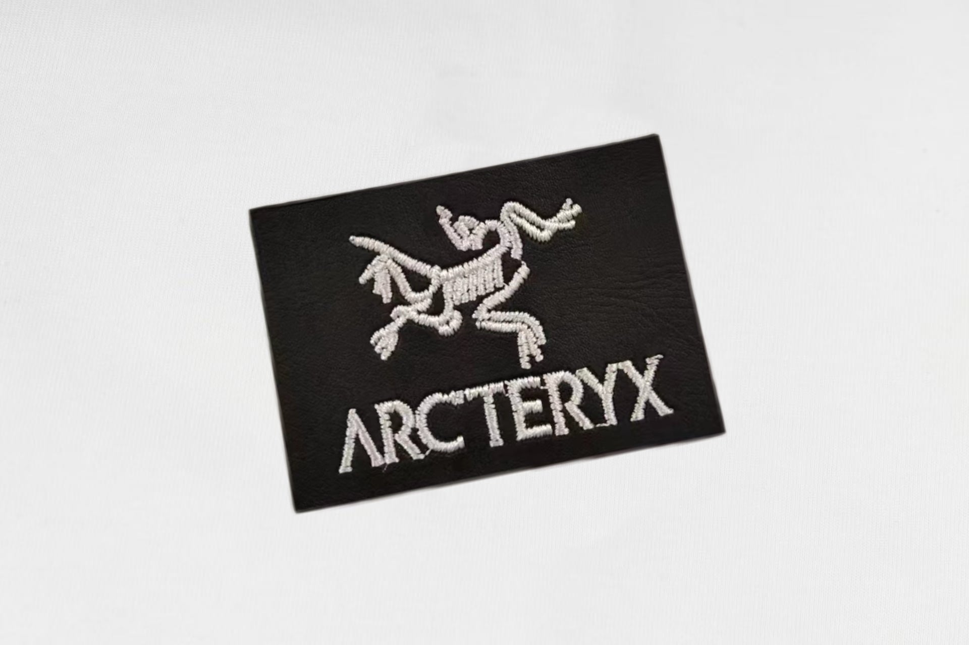 LuxluxHouse Best Quality Clothes T-shirt Arcteryx
