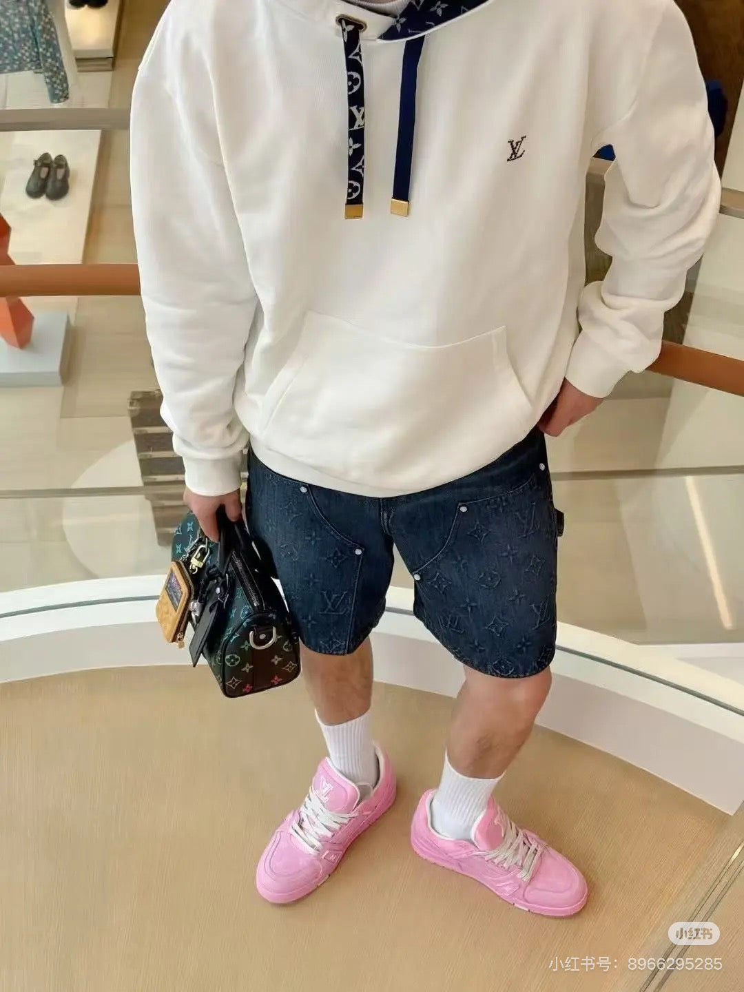 LuxluxHouse Best Quality Clothes Hoodie & Sweater Louis Vuitton