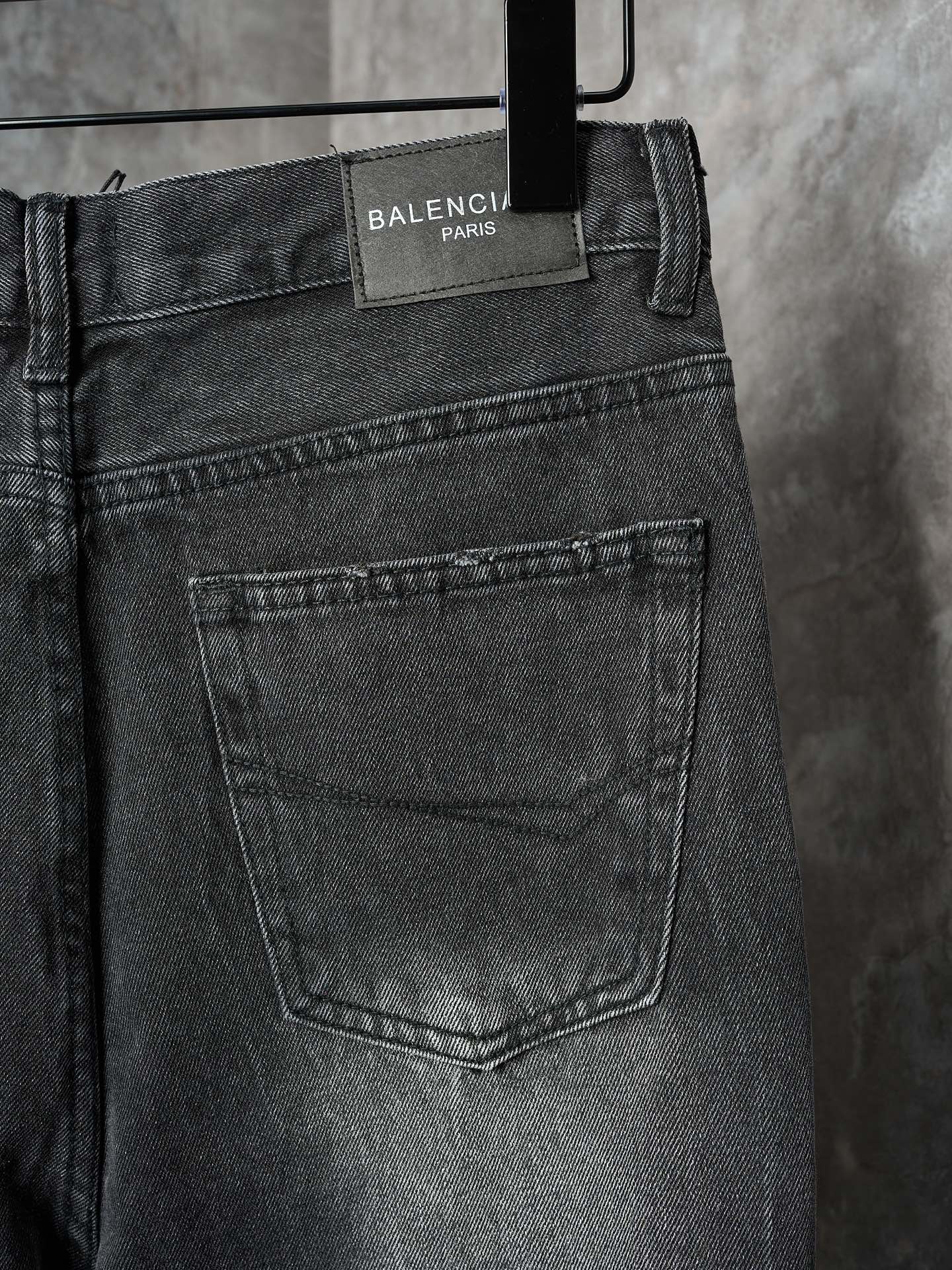 LuxluxHouse Best Quality Clothes Balenciaga Pants