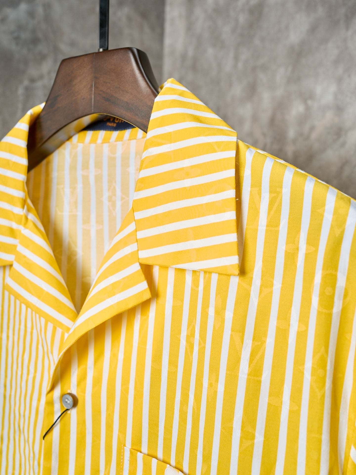 LuxluxHouse Best Quality Clothes Shirts&Polo Louis Vuitton