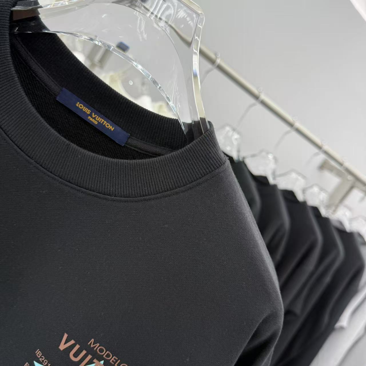 LuxluxHouse Best Quality Clothes Hoodie & Sweater Louis Vuitton