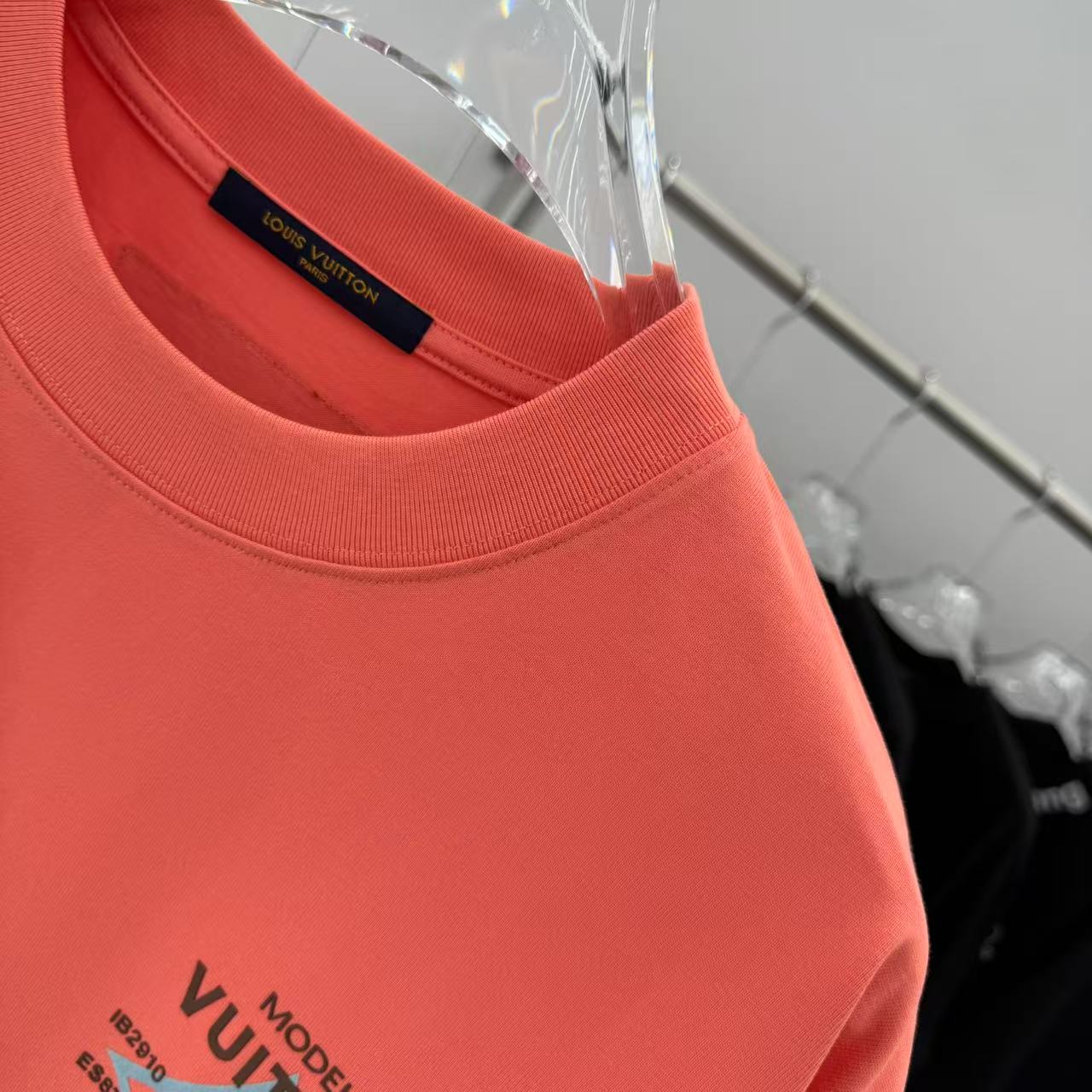 LuxluxHouse Best Quality Clothes T-shirt Louis Vuitton