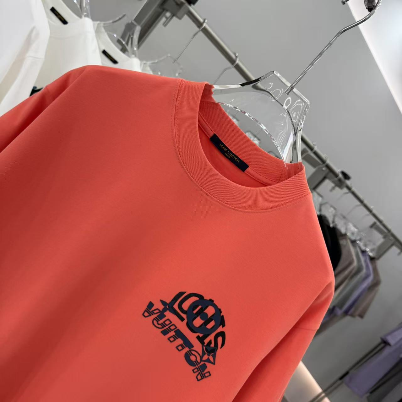 LuxluxHouse Best Quality Clothes T-shirt Louis Vuitton