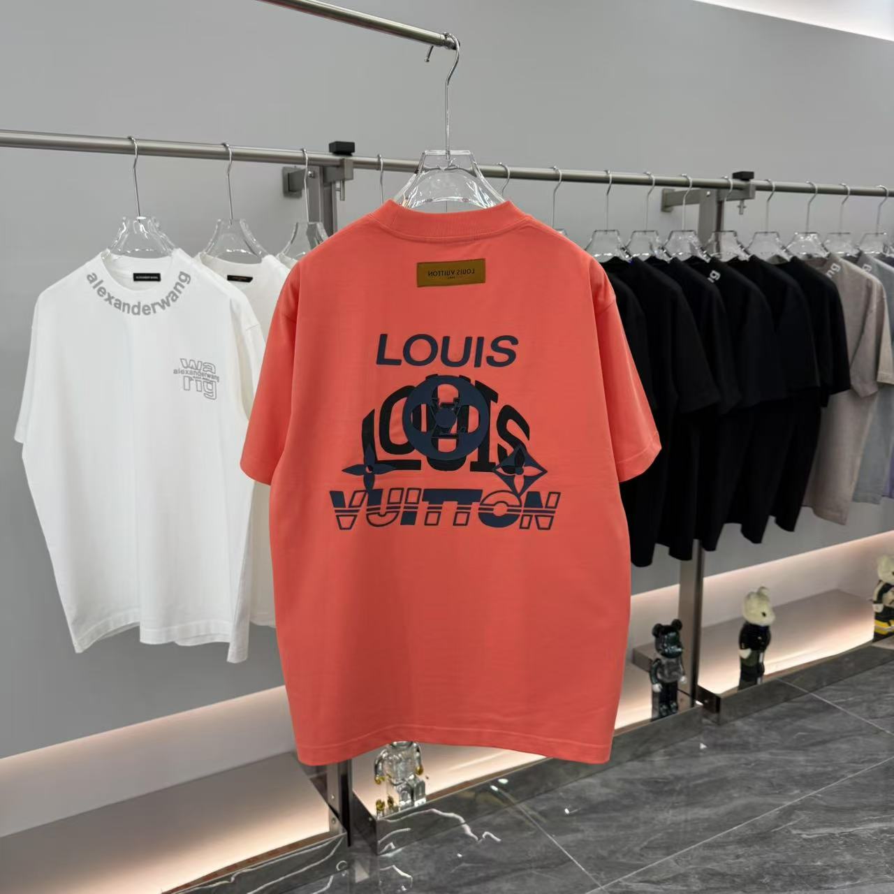 LuxluxHouse Best Quality Clothes T-shirt Louis Vuitton