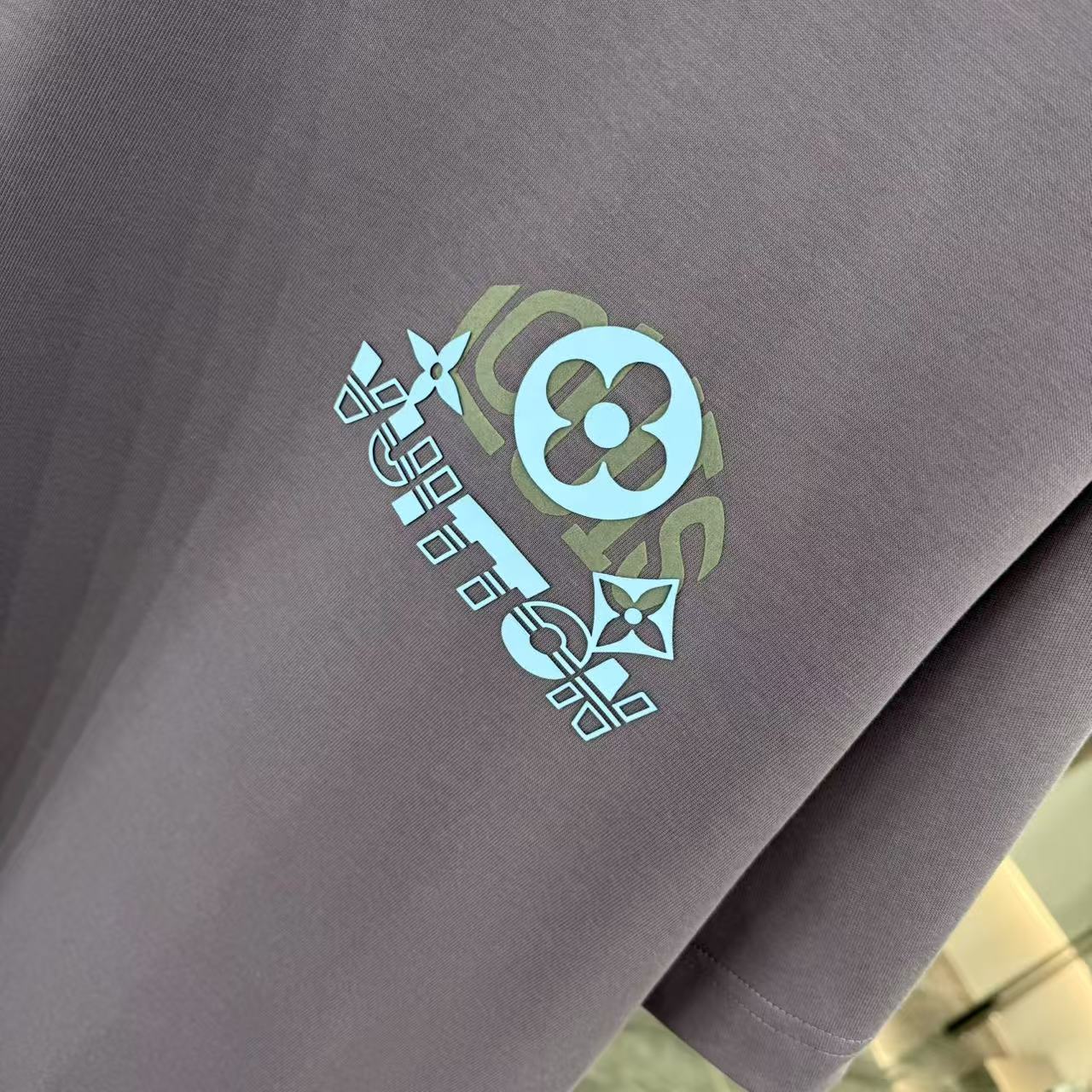LuxluxHouse Best Quality Clothes T-shirt Louis Vuitton