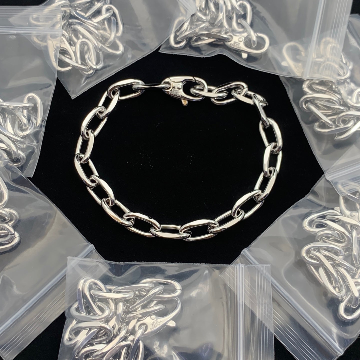 LuxluxHouse Low Price And High Quality Accessories Cartier