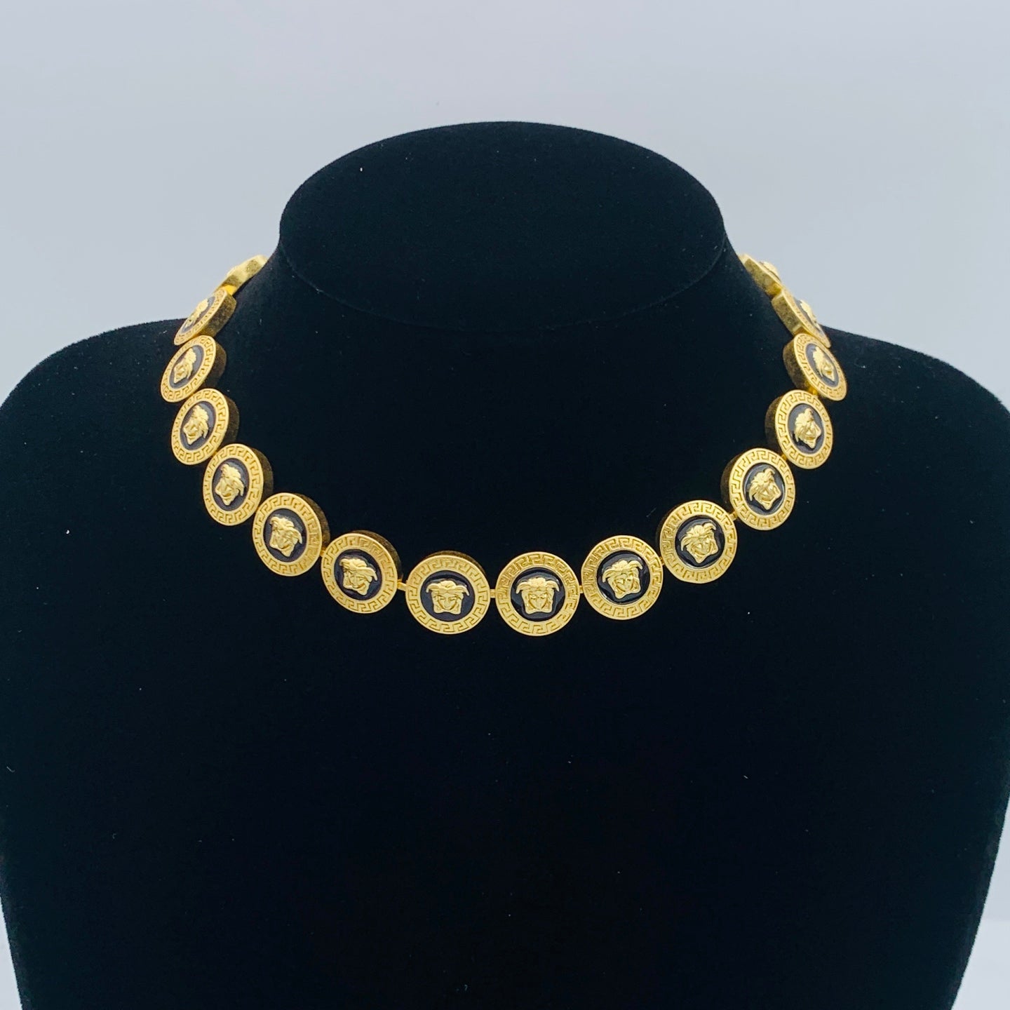 LuxluxHouse Low Price And High Quality Accessories Versace