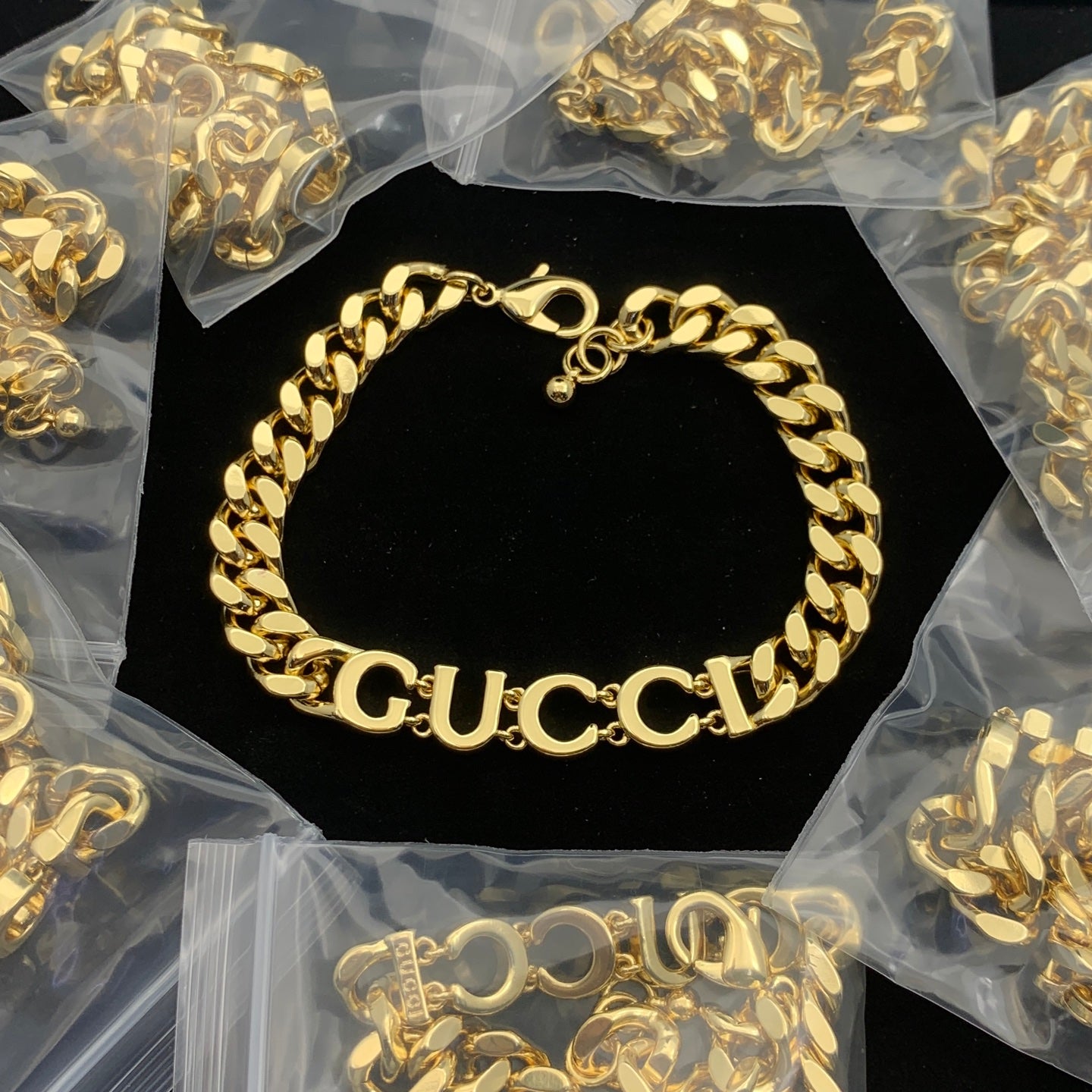 LuxluxHouse Low Price And High Quality Accessories Gucci