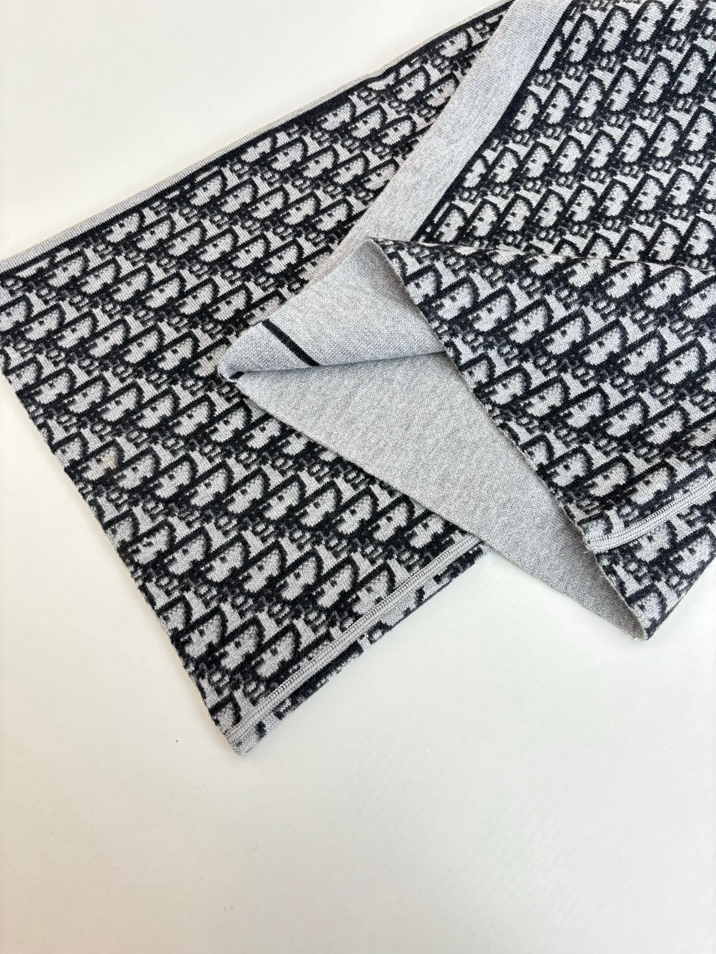 LuxluxHouse Best Quality Clothes Pants Dior