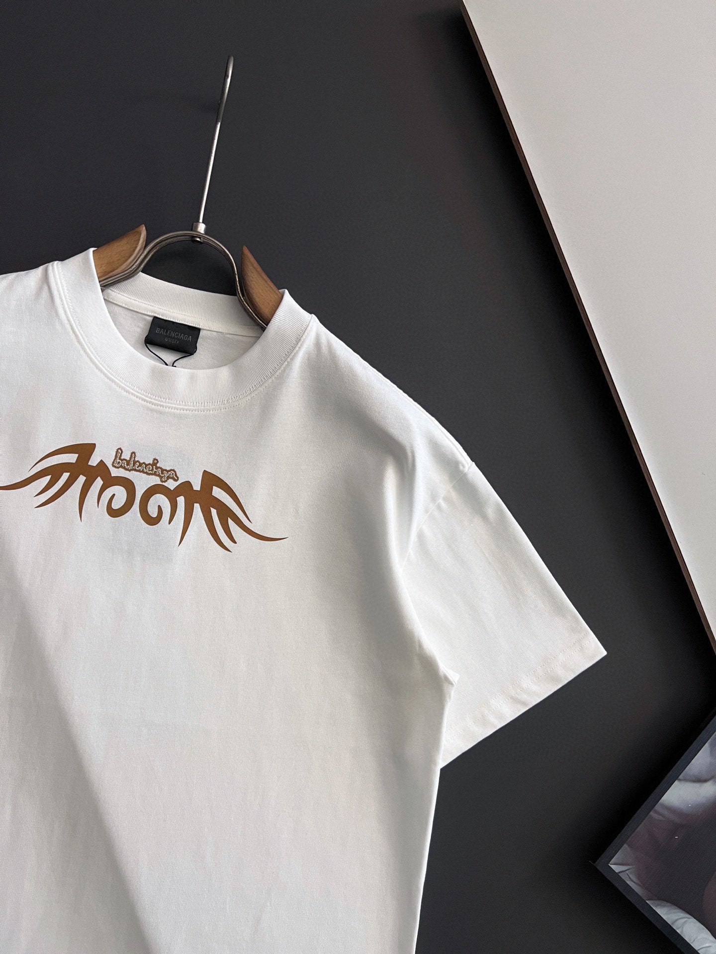 LuxluxHouse Best Quality Clothes Balenciaga T-shirt