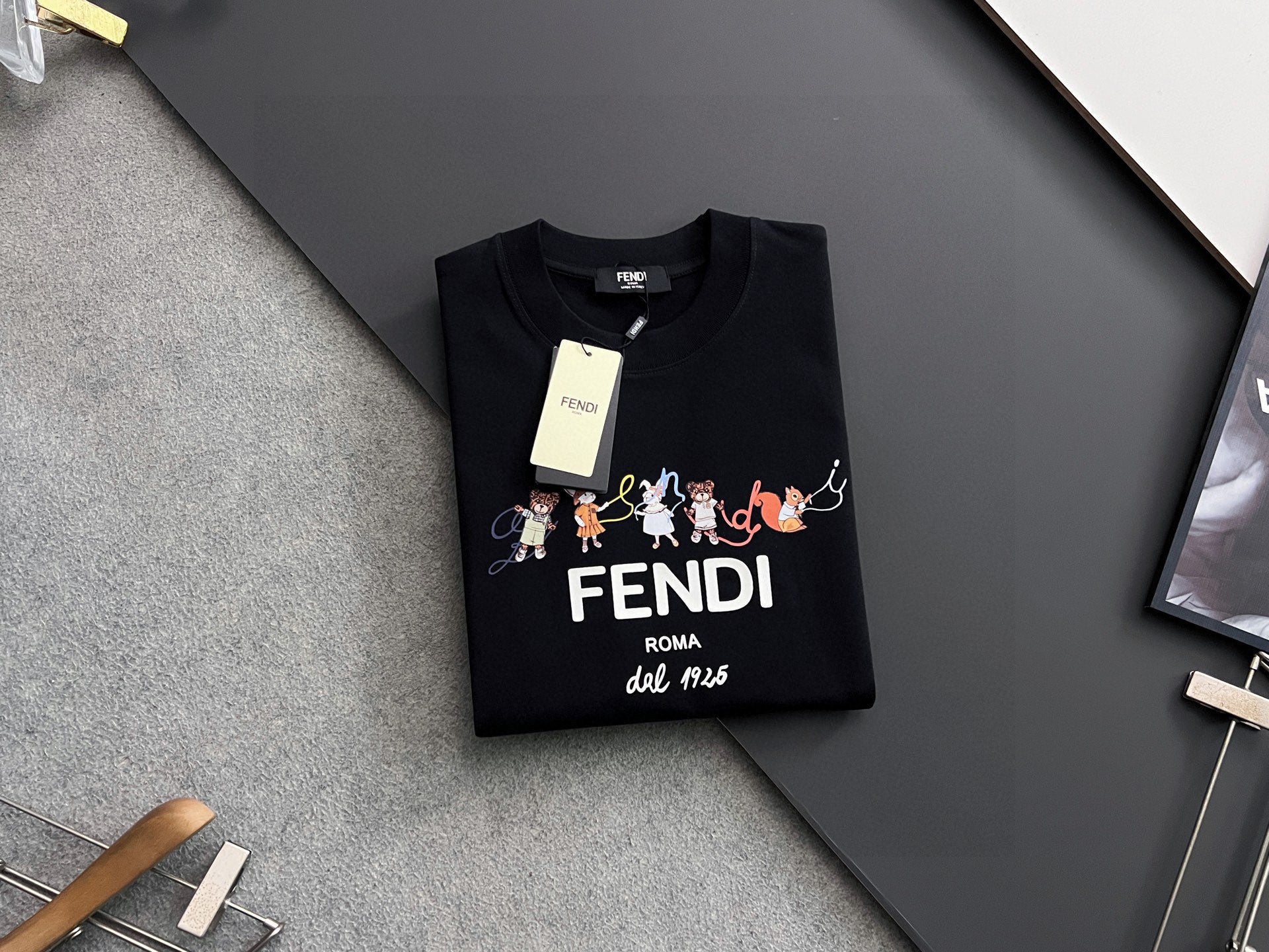 LuxluxHouse Best Quality Clothes Fendi T-shirt