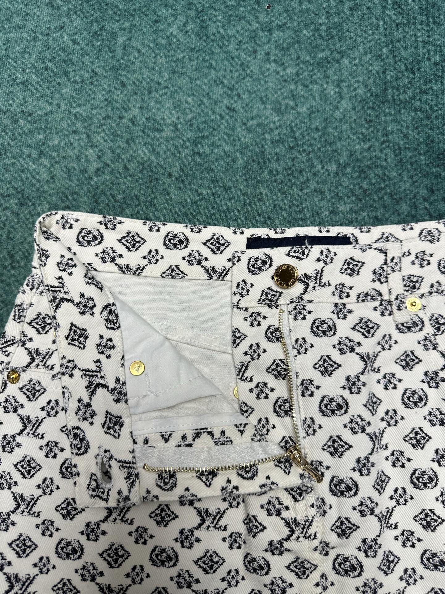 LuxluxHouse Best Quality Clothes Pants Louis Vuitton