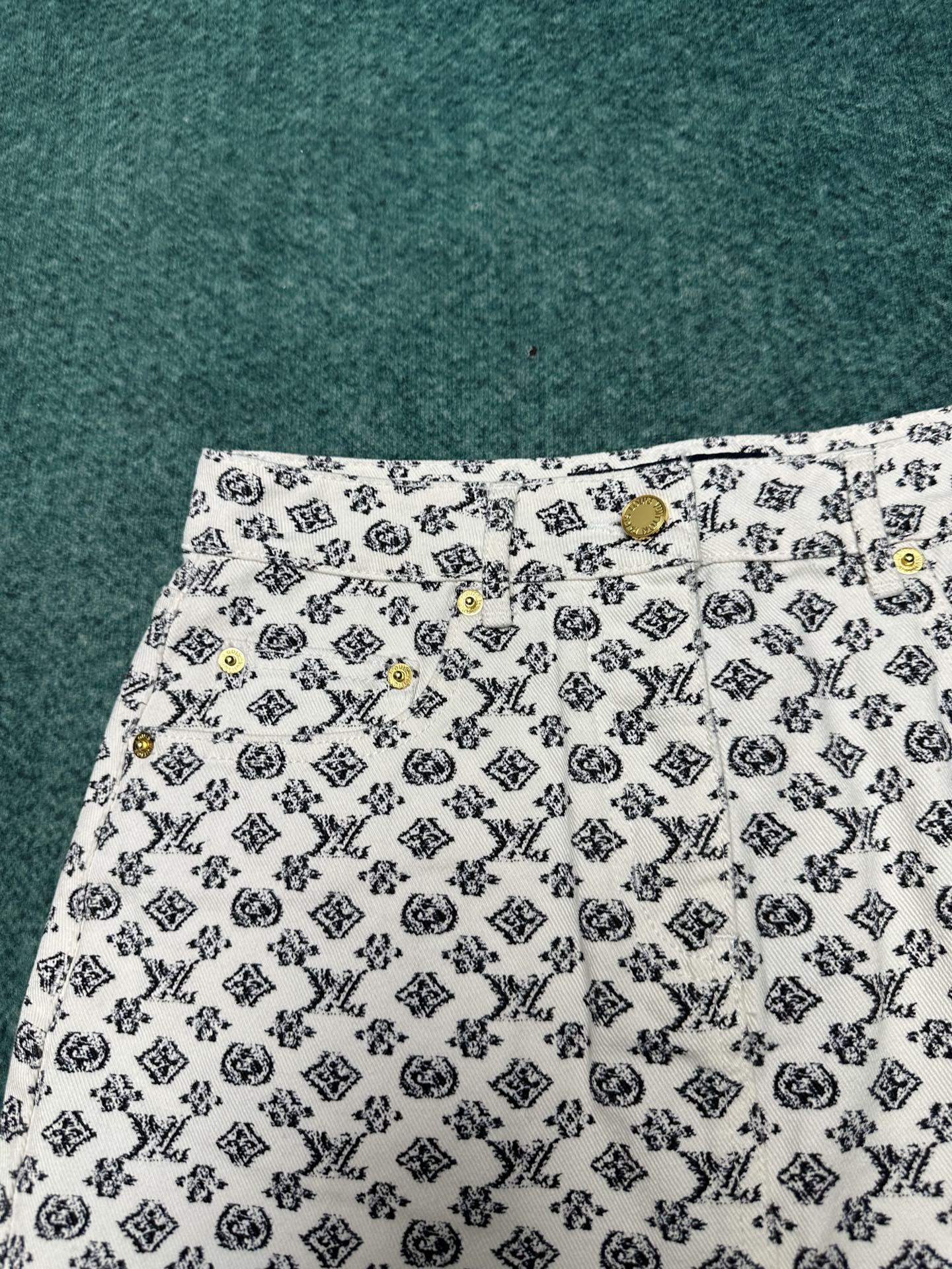 LuxluxHouse Best Quality Clothes Pants Louis Vuitton