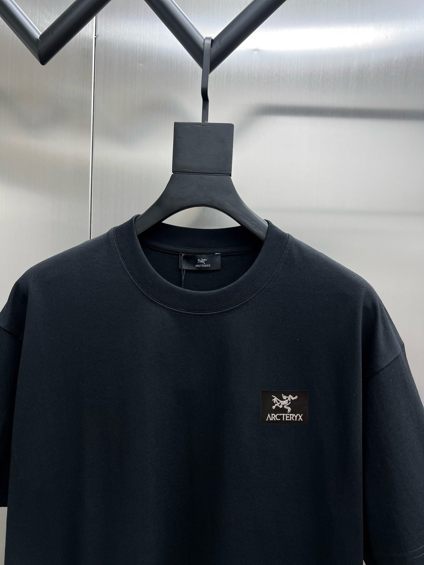 LuxluxHouse Best Quality Clothes T-shirt Arcteryx