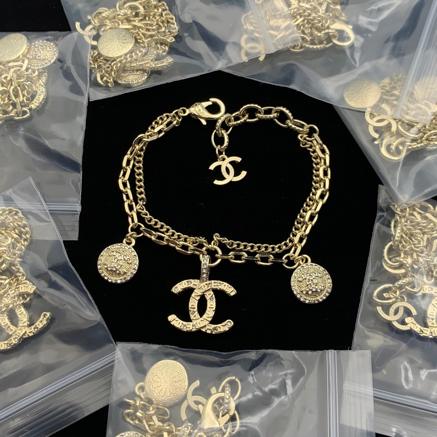 LuxluxHouse Low Price And High Quality Accessories Chanel