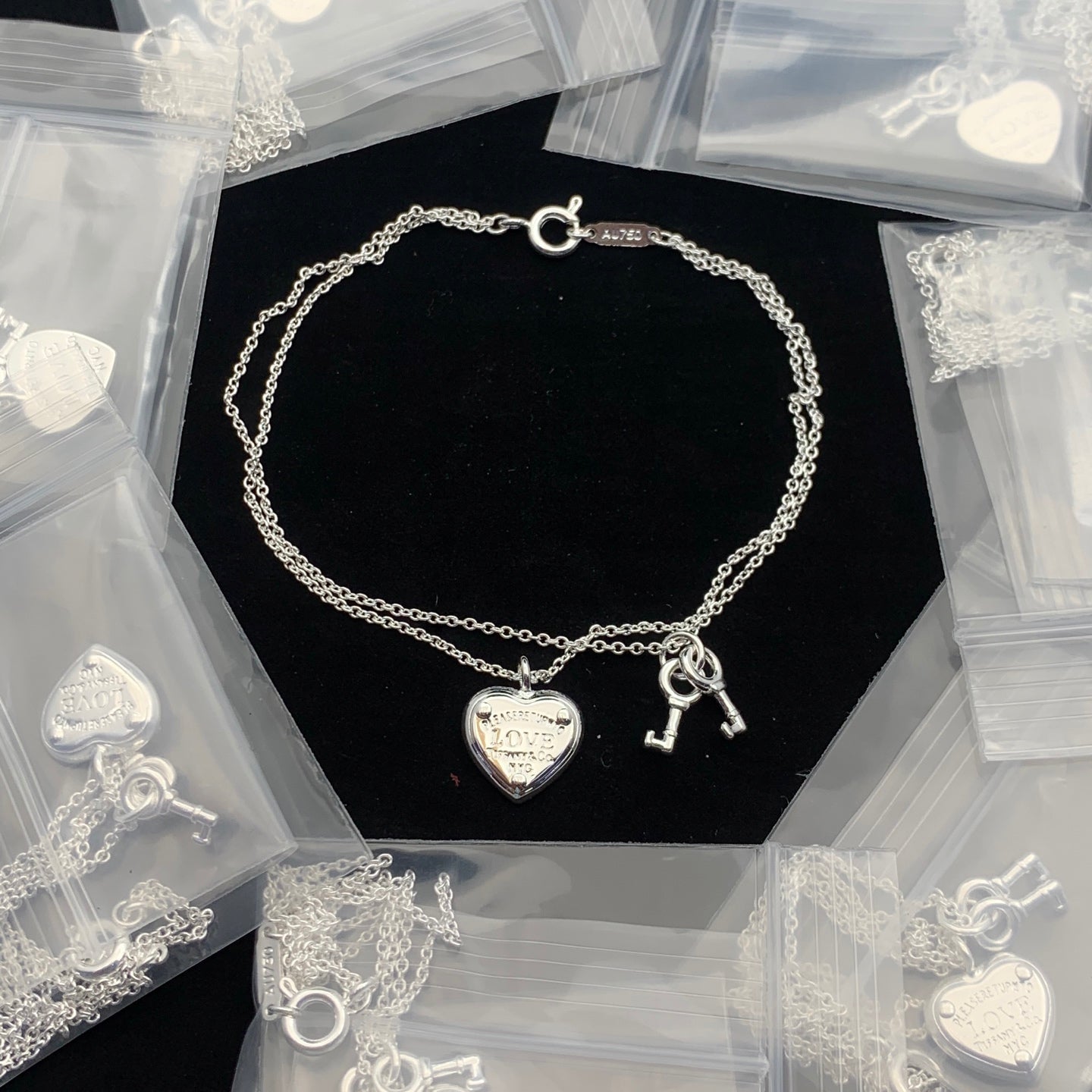 LuxluxHouse Low Price And High Quality Accessories Tiffany