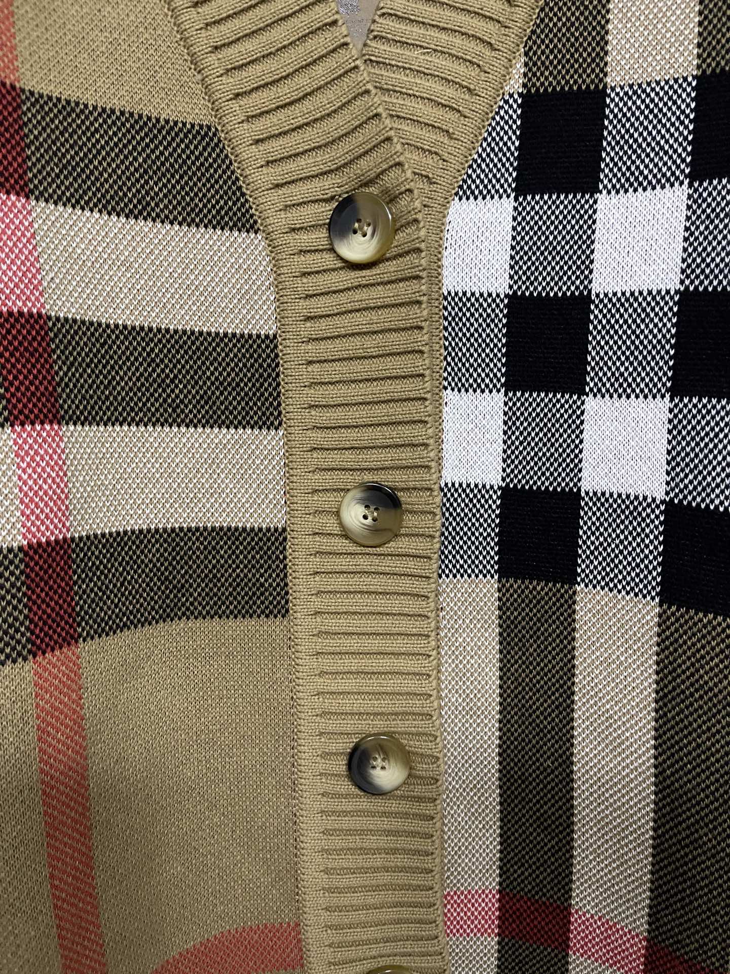 LuxluxHouse Best Quality Clothes Burberry Hoodie & Sweater