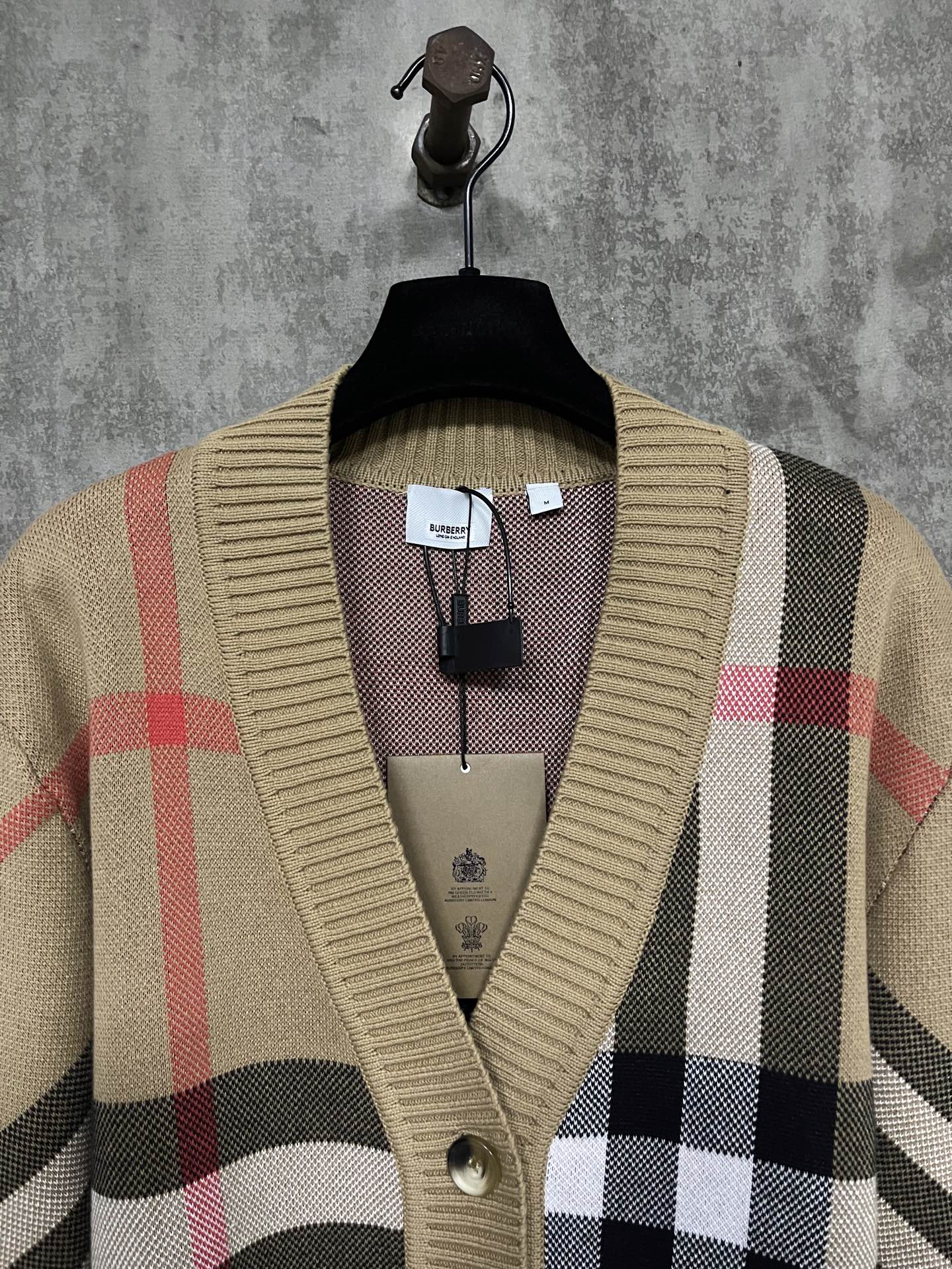LuxluxHouse Best Quality Clothes Burberry Hoodie & Sweater