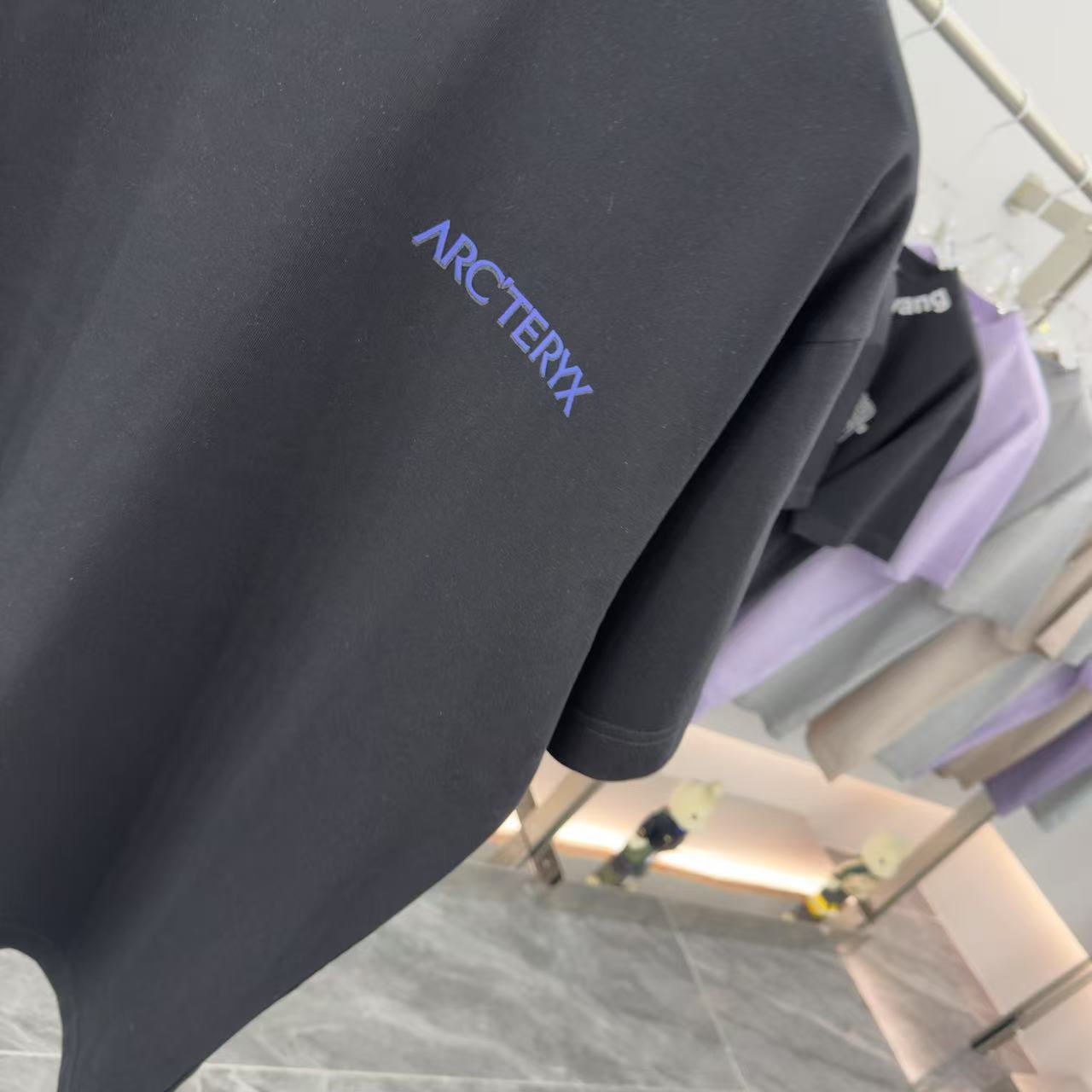 LuxluxHouse Best Quality Clothes T-shirt Arcteryx