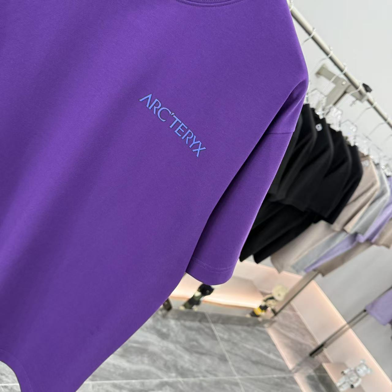LuxluxHouse Best Quality Clothes T-shirt Arcteryx