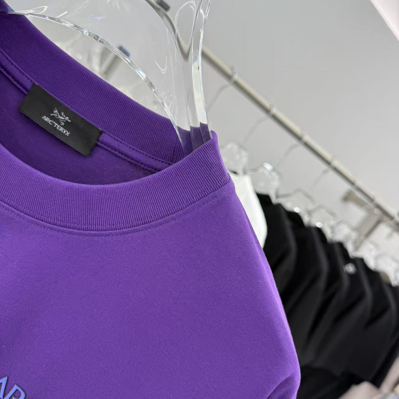 LuxluxHouse Best Quality Clothes T-shirt Arcteryx