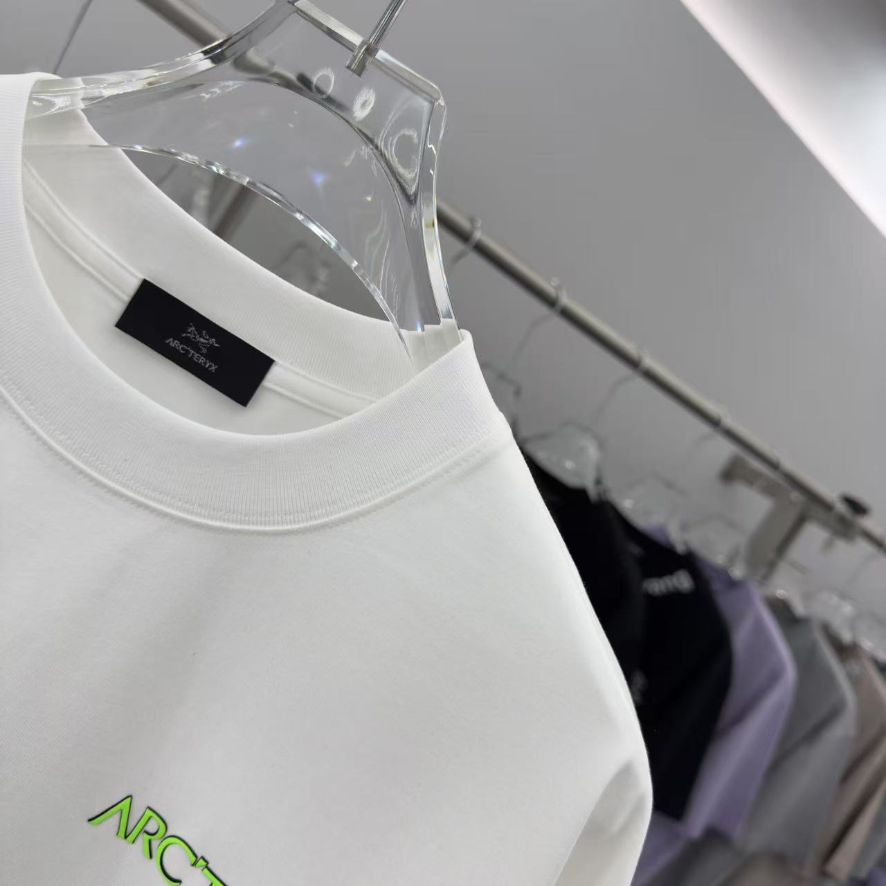 LuxluxHouse Best Quality Clothes T-shirt Arcteryx