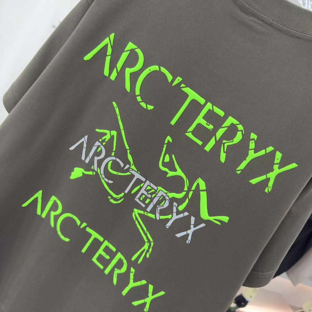 LuxluxHouse Best Quality Clothes T-shirt Arcteryx