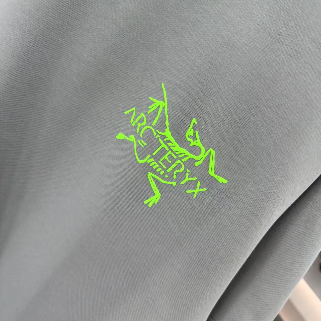 LuxluxHouse Best Quality Clothes T-shirt Arcteryx