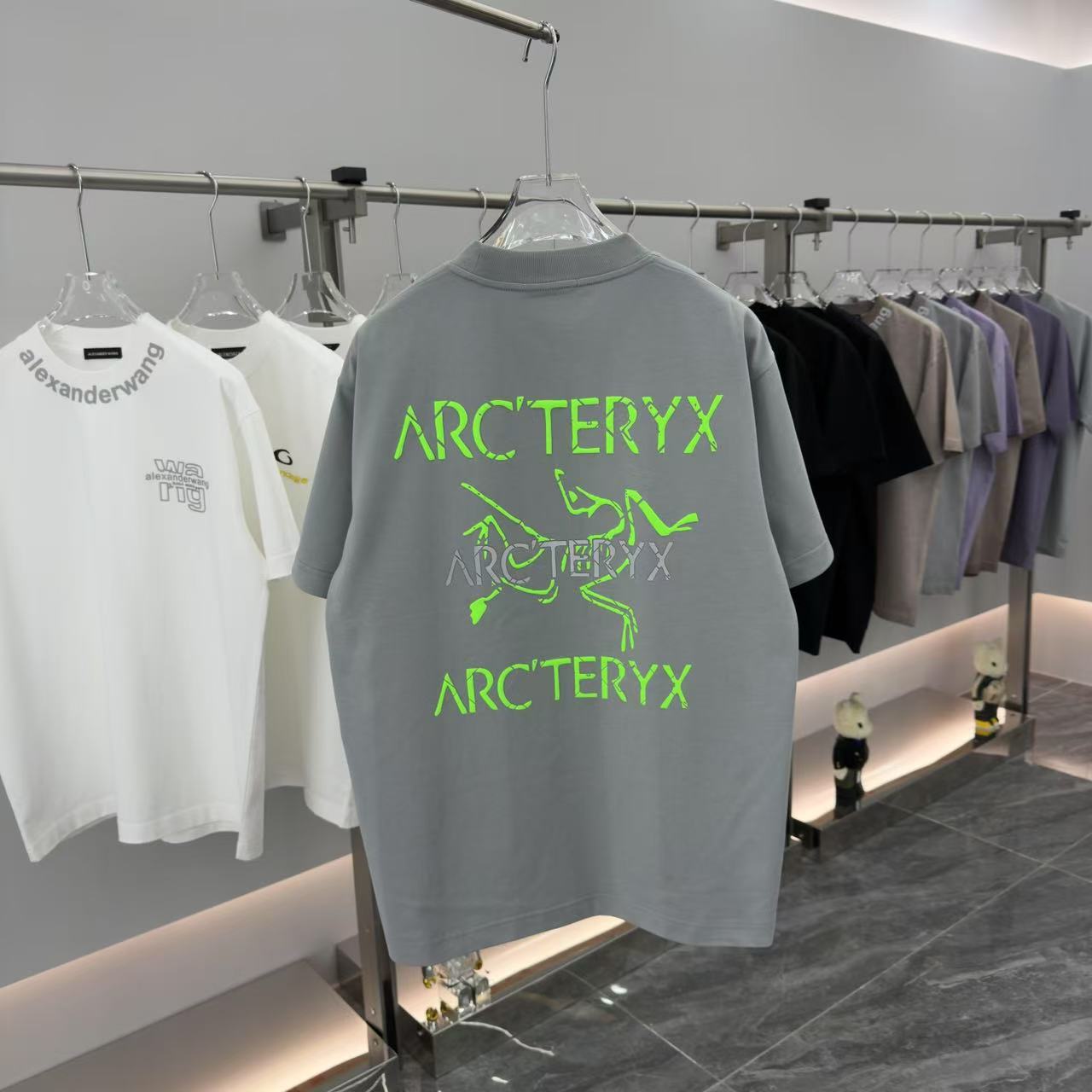 LuxluxHouse Best Quality Clothes T-shirt Arcteryx