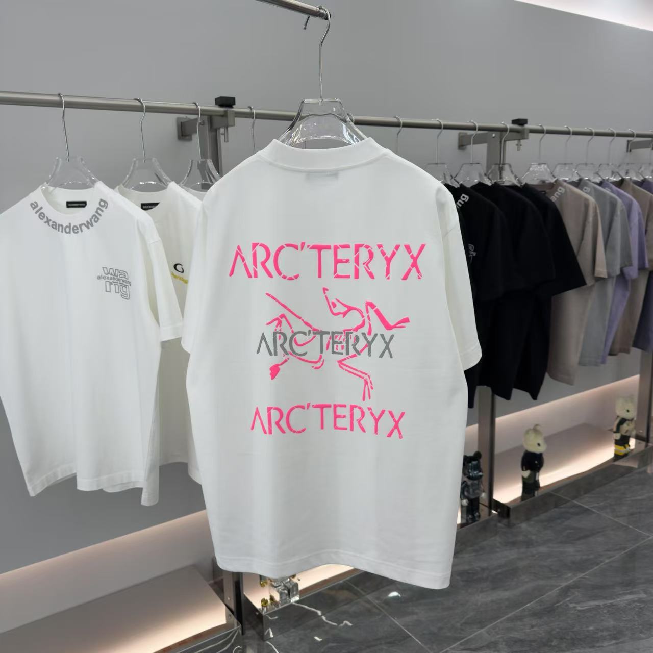 LuxluxHouse Best Quality Clothes T-shirt Arcteryx