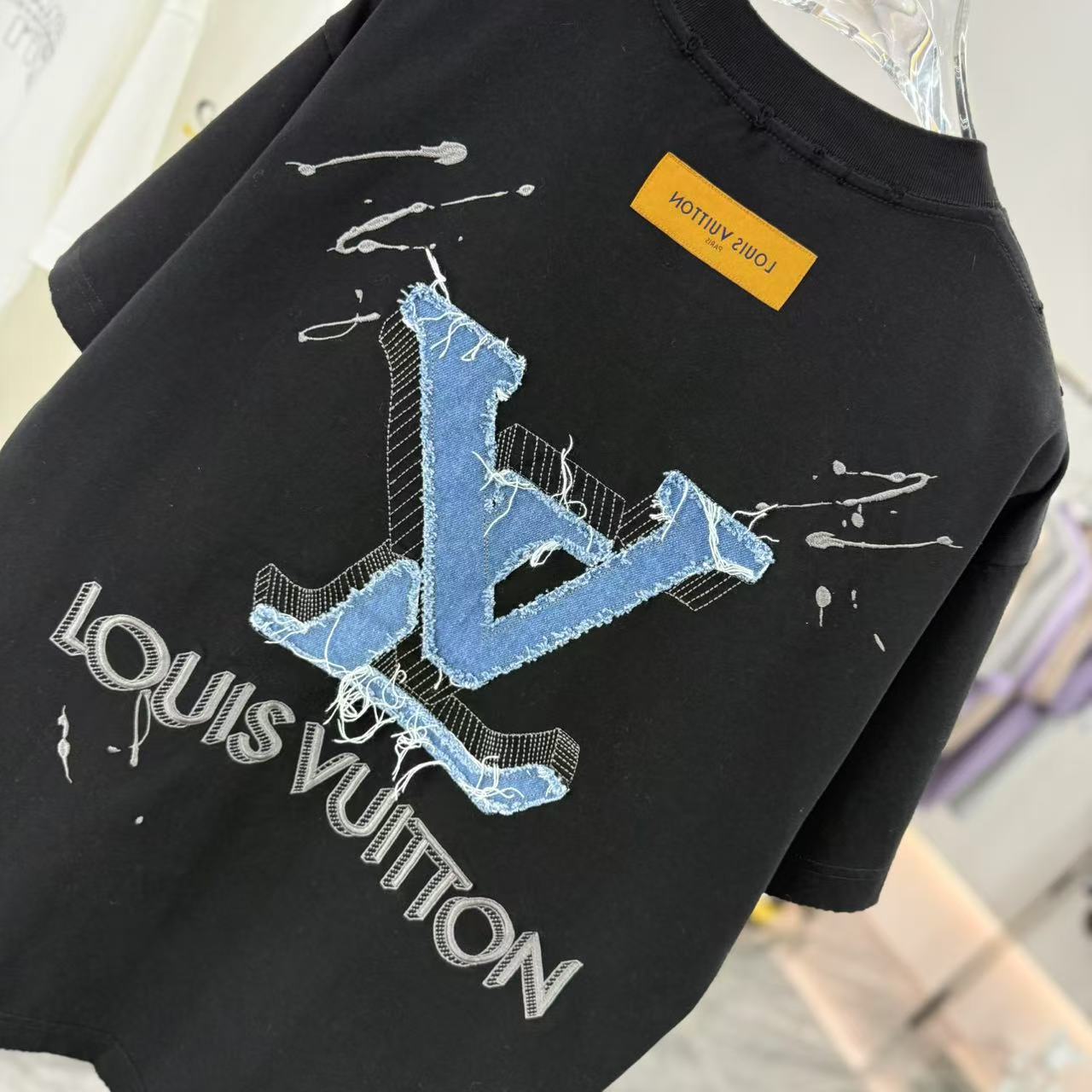 LuxluxHouse Best Quality Clothes T-shirt Louis Vuitton