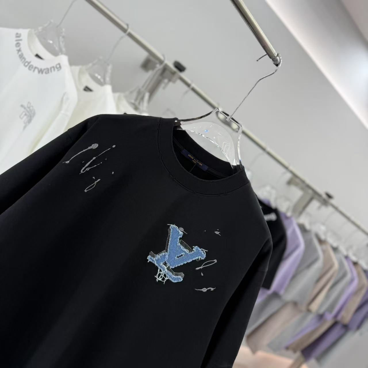 LuxluxHouse Best Quality Clothes T-shirt Louis Vuitton
