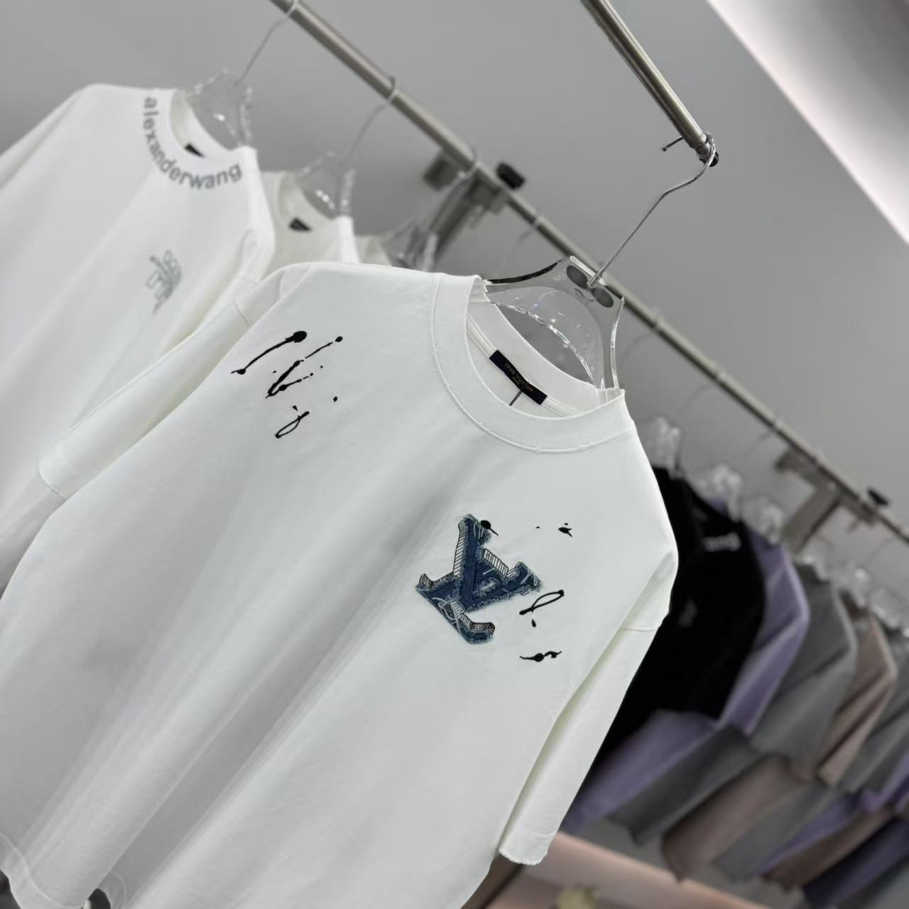 LuxluxHouse Best Quality Clothes T-shirt Louis Vuitton