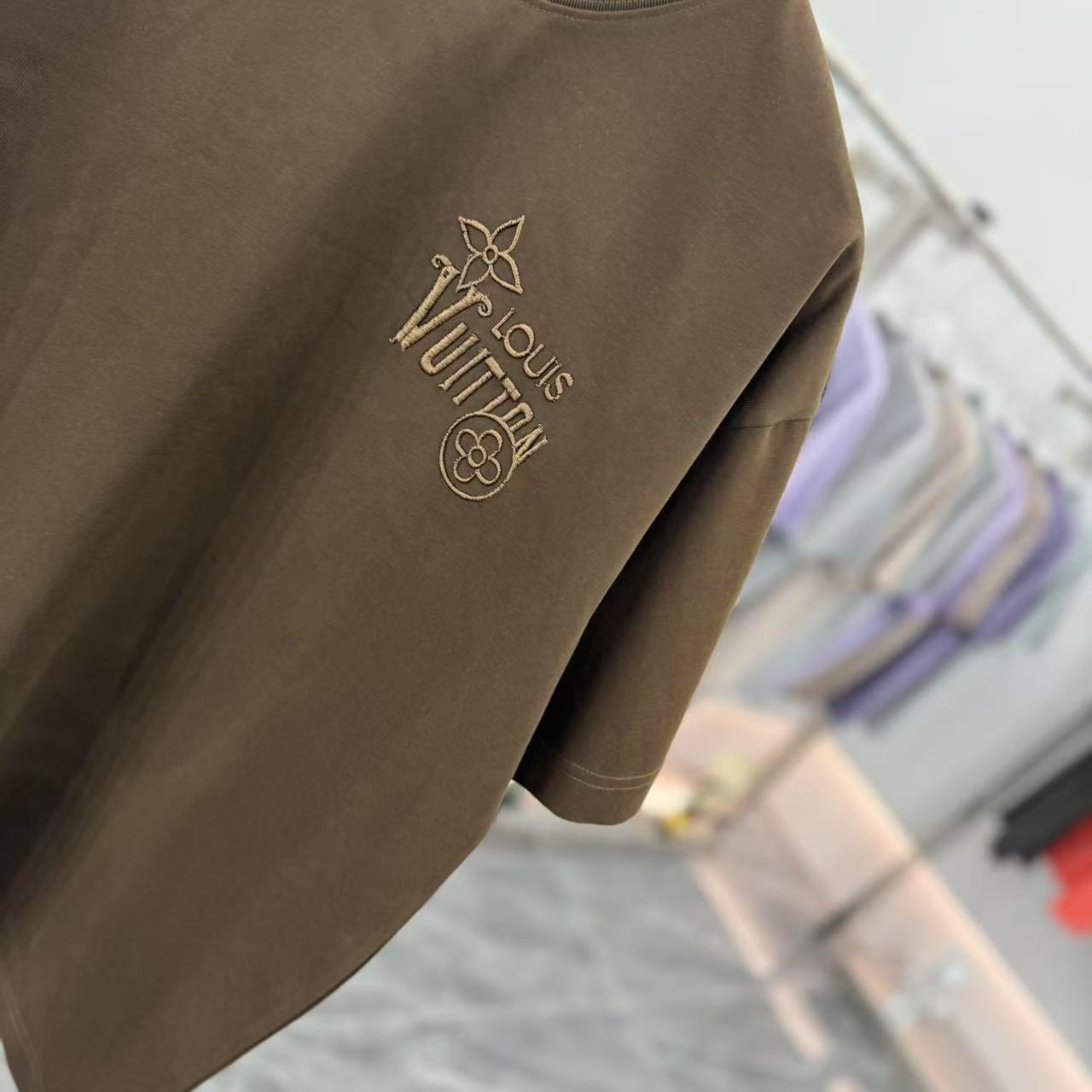 LuxluxHouse Best Quality Clothes T-shirt Louis Vuitton