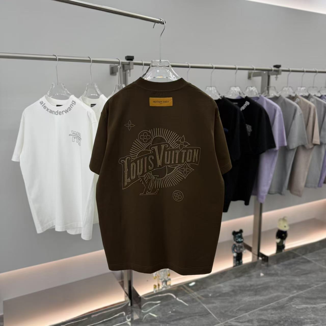 LuxluxHouse Best Quality Clothes T-shirt Louis Vuitton