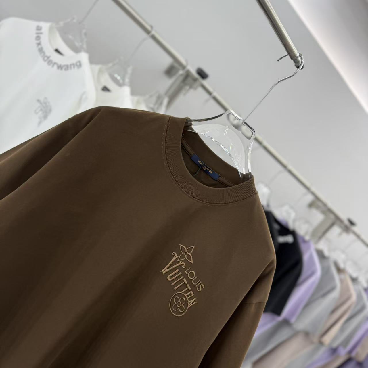 LuxluxHouse Best Quality Clothes T-shirt Louis Vuitton