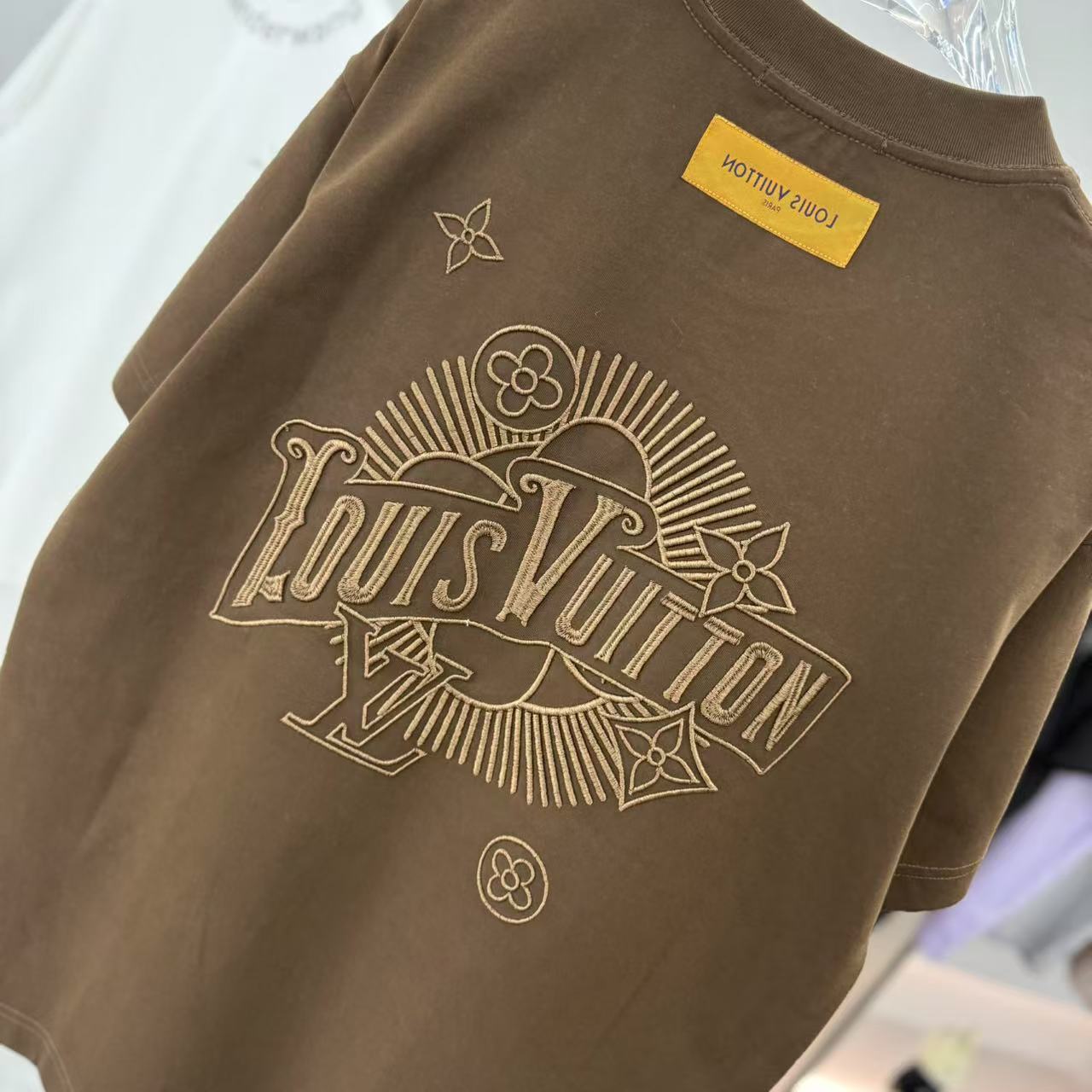 LuxluxHouse Best Quality Clothes T-shirt Louis Vuitton
