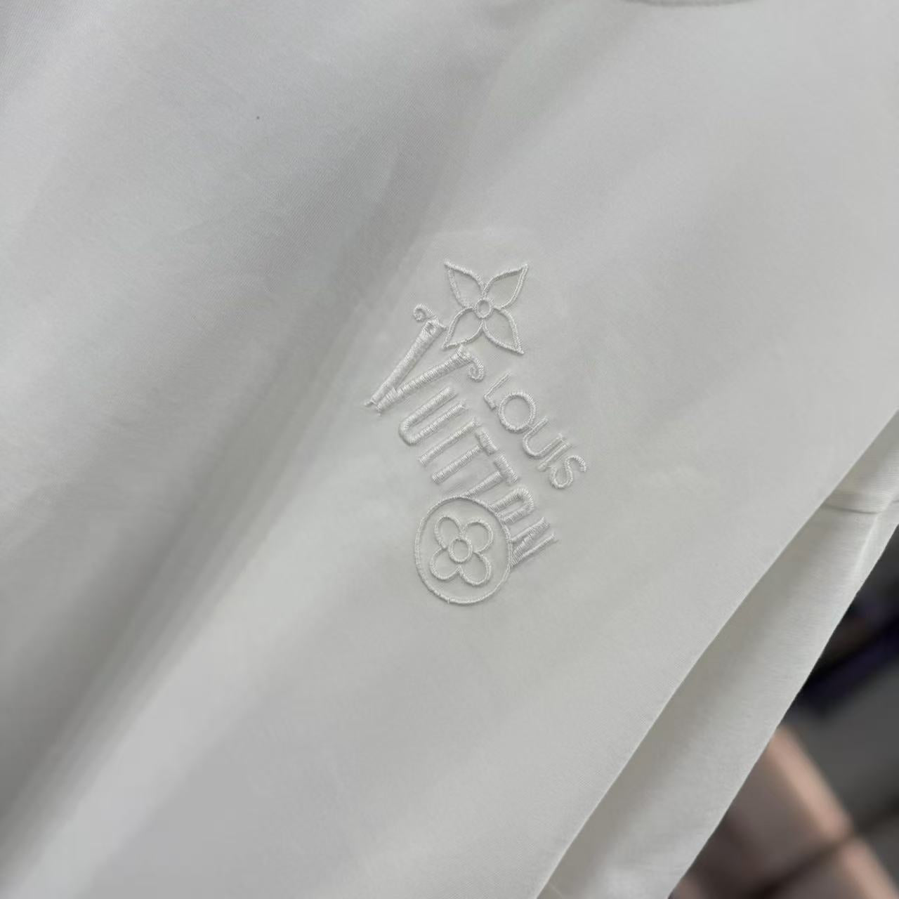 LuxluxHouse Best Quality Clothes T-shirt Louis Vuitton