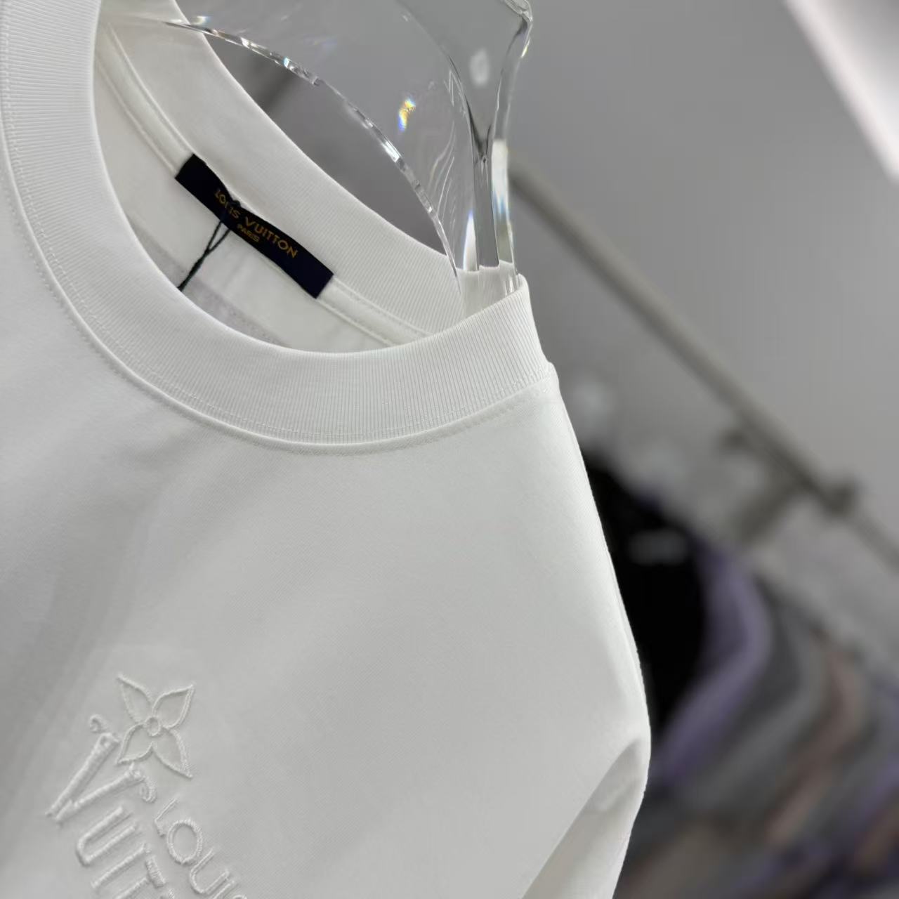 LuxluxHouse Best Quality Clothes T-shirt Louis Vuitton