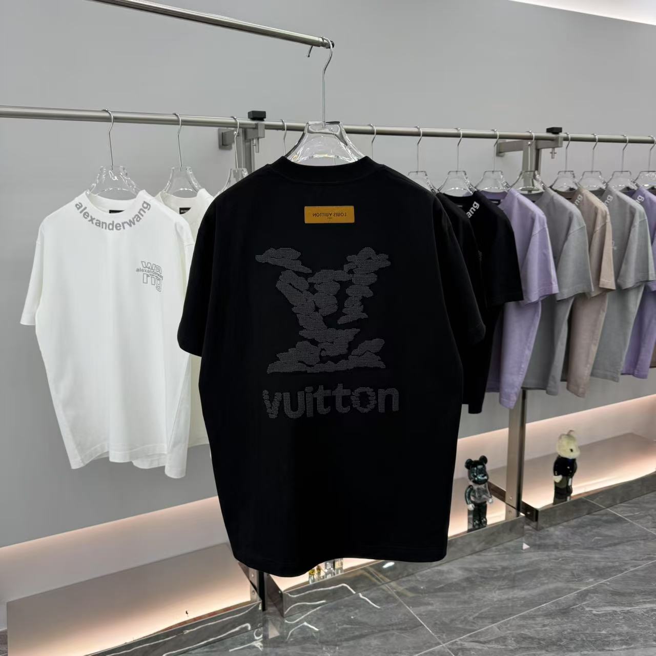 LuxluxHouse Best Quality Clothes T-shirt Louis Vuitton