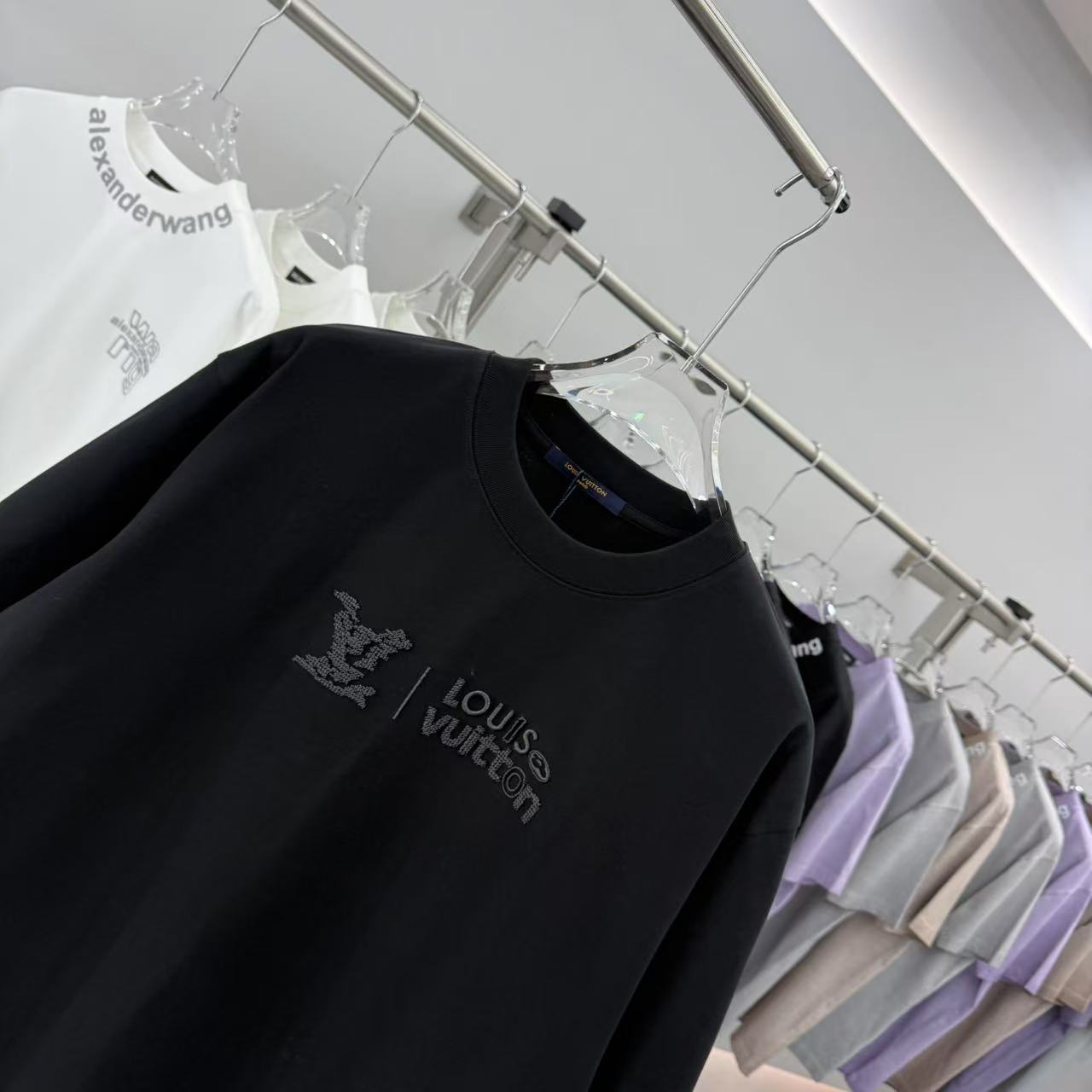 LuxluxHouse Best Quality Clothes T-shirt Louis Vuitton