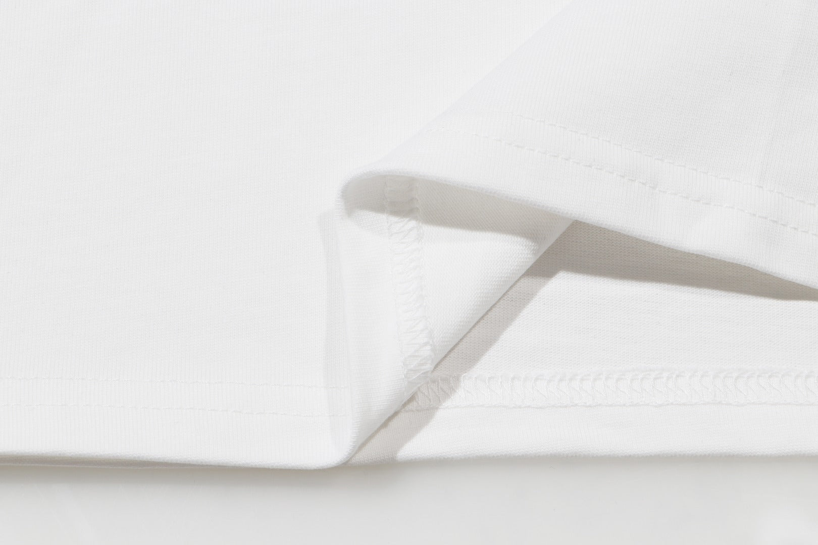 LuxluxHouse Best Quality Clothes T-shirt Chanel & Maison Margiela