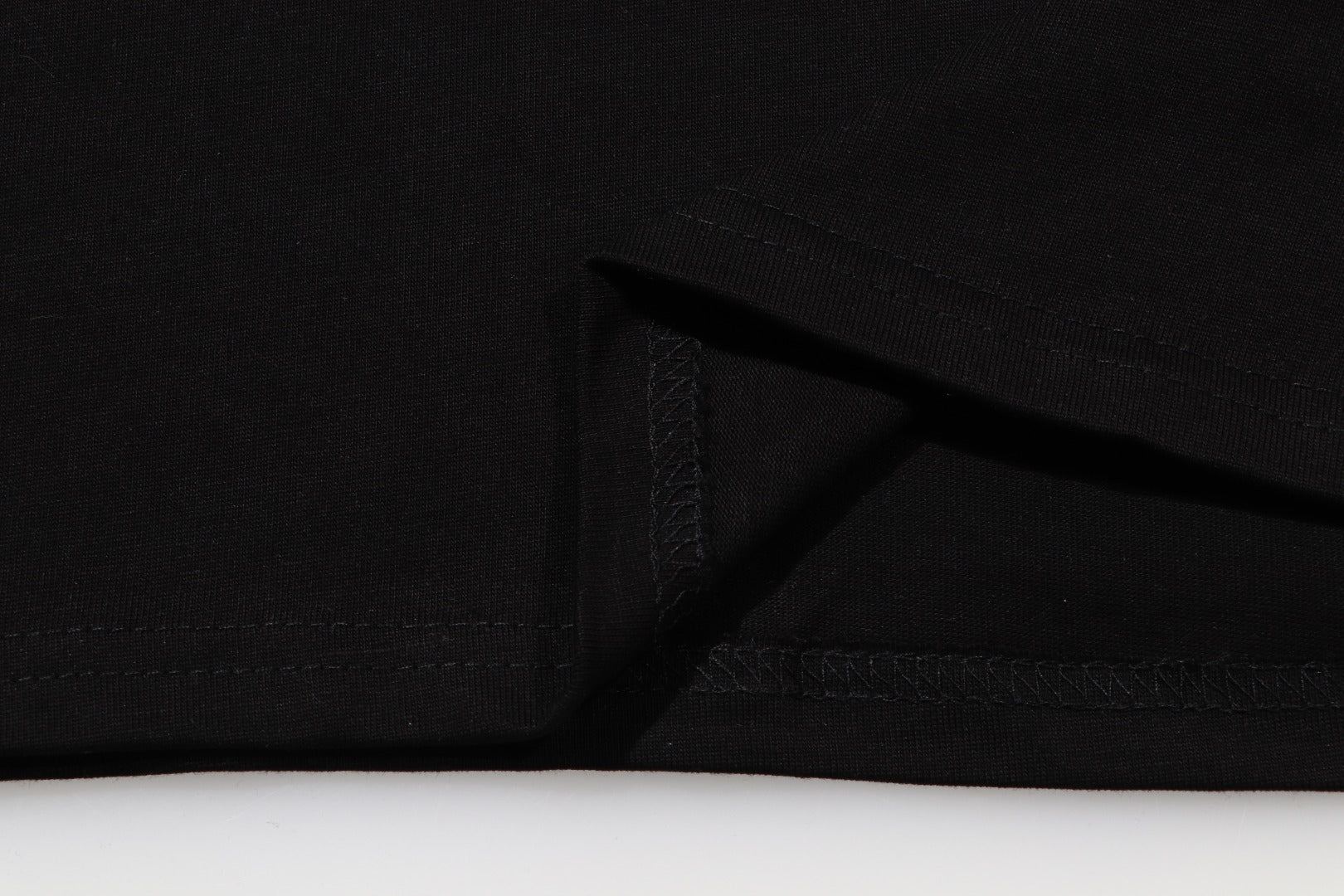 LuxluxHouse Best Quality Clothes T-shirt Chanel & Maison Margiela